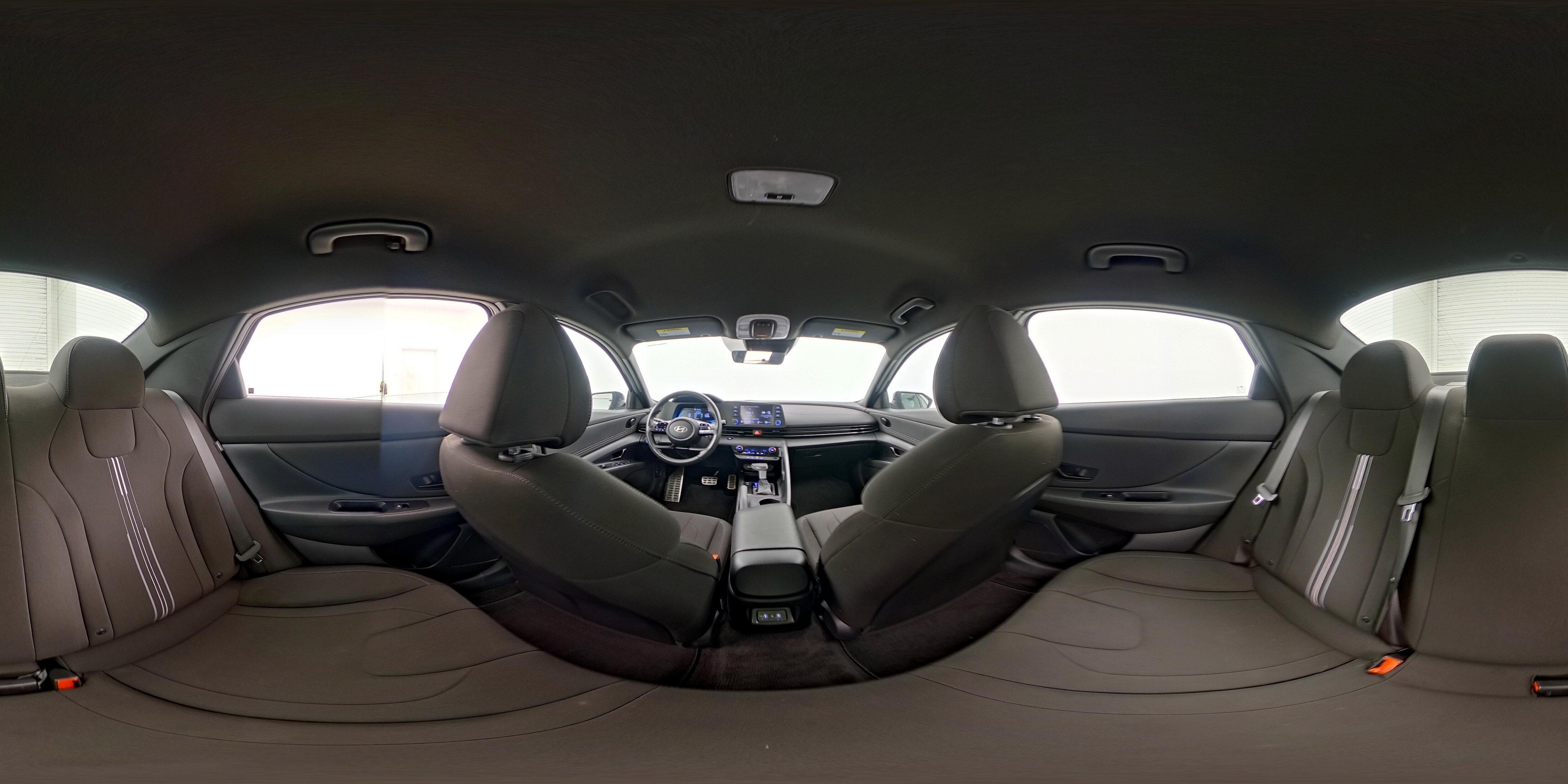2025 Hyundai Elantra SEL - Photo 25