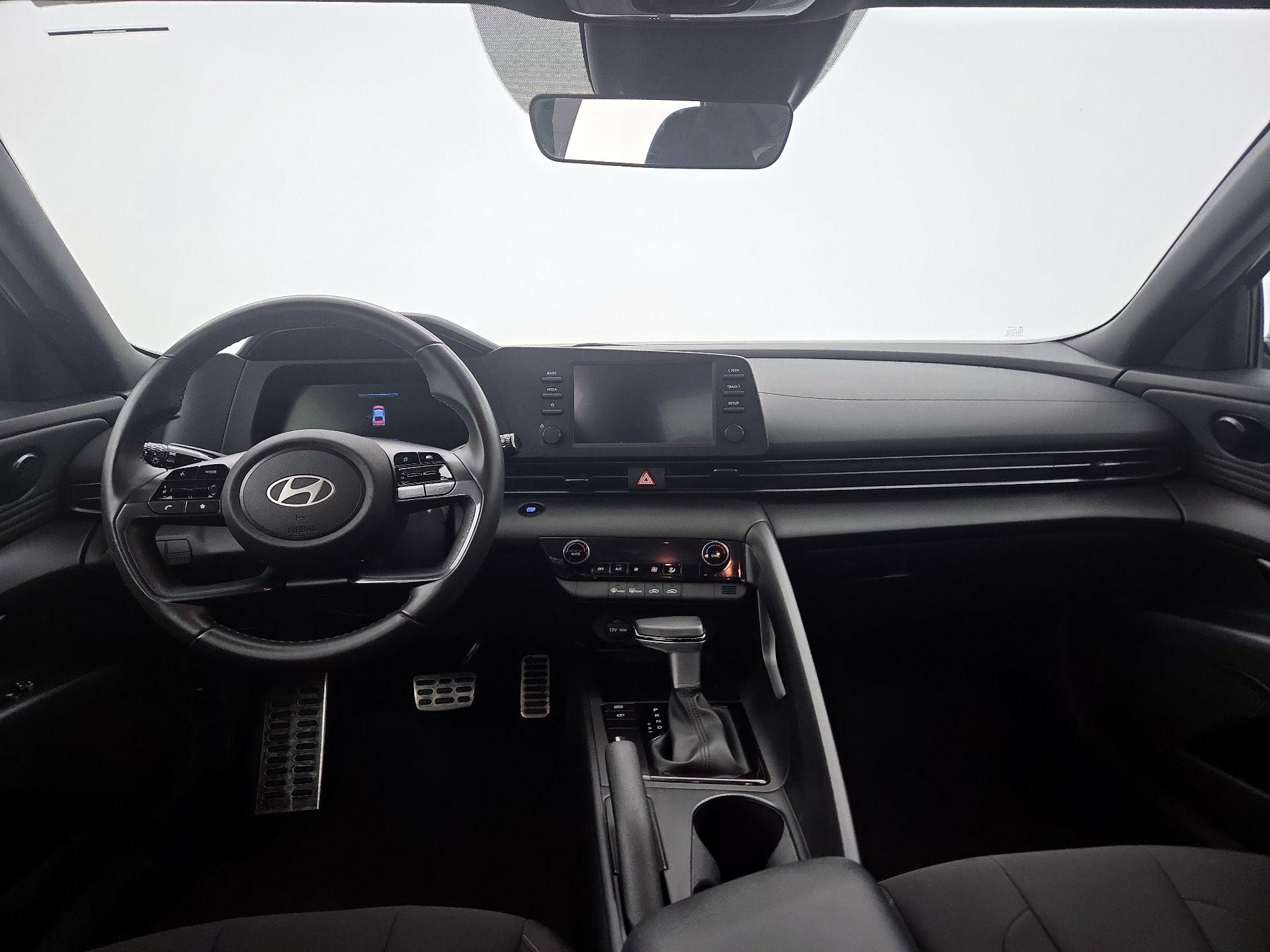 Thumbnail: 2025 Hyundai Elantra - 9