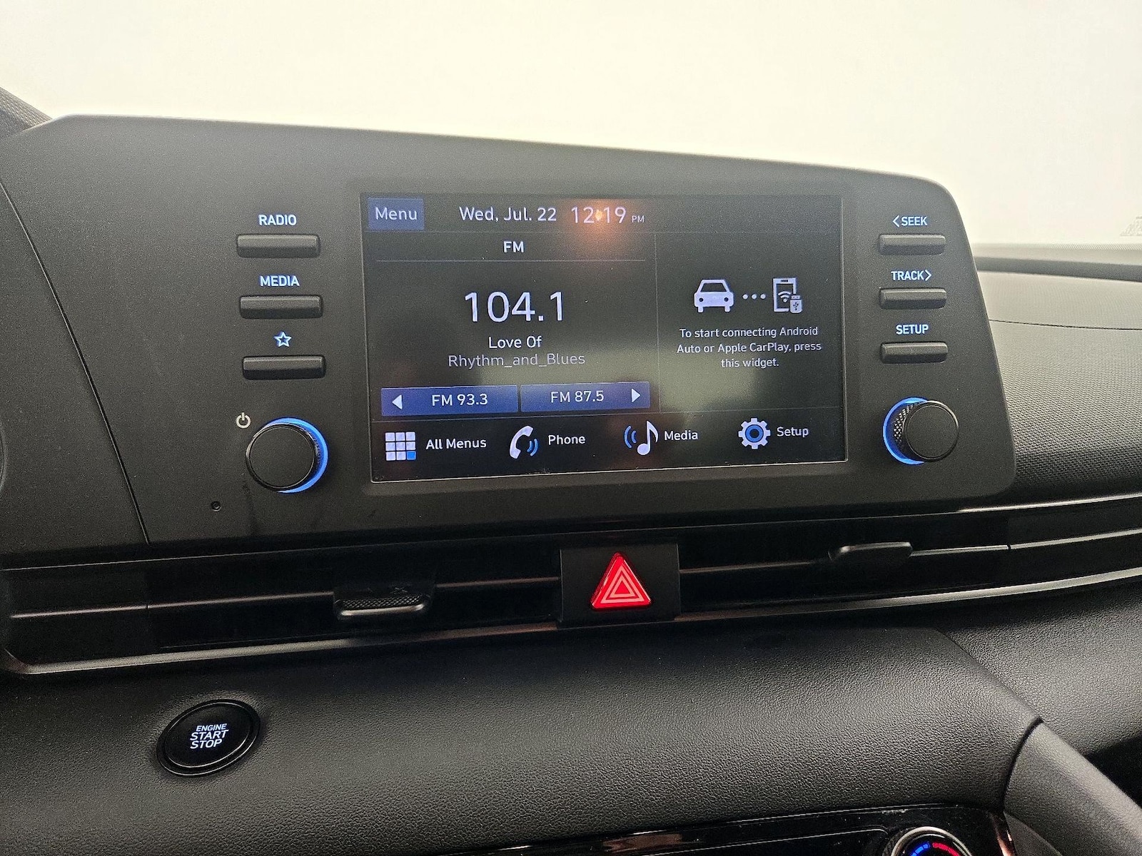 2025 Hyundai Elantra SEL - Photo 16