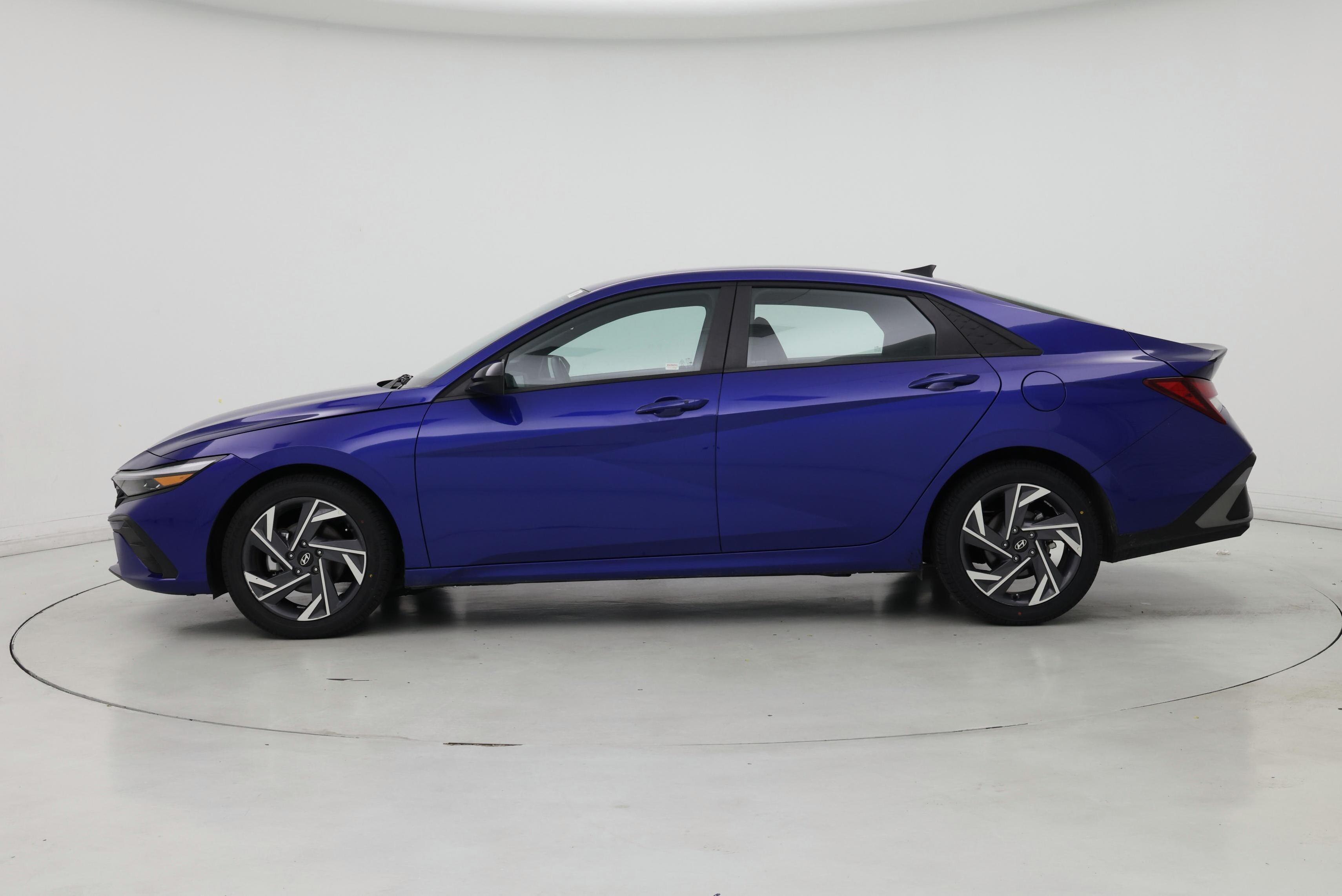 Thumbnail: 2025 Hyundai Elantra - 3