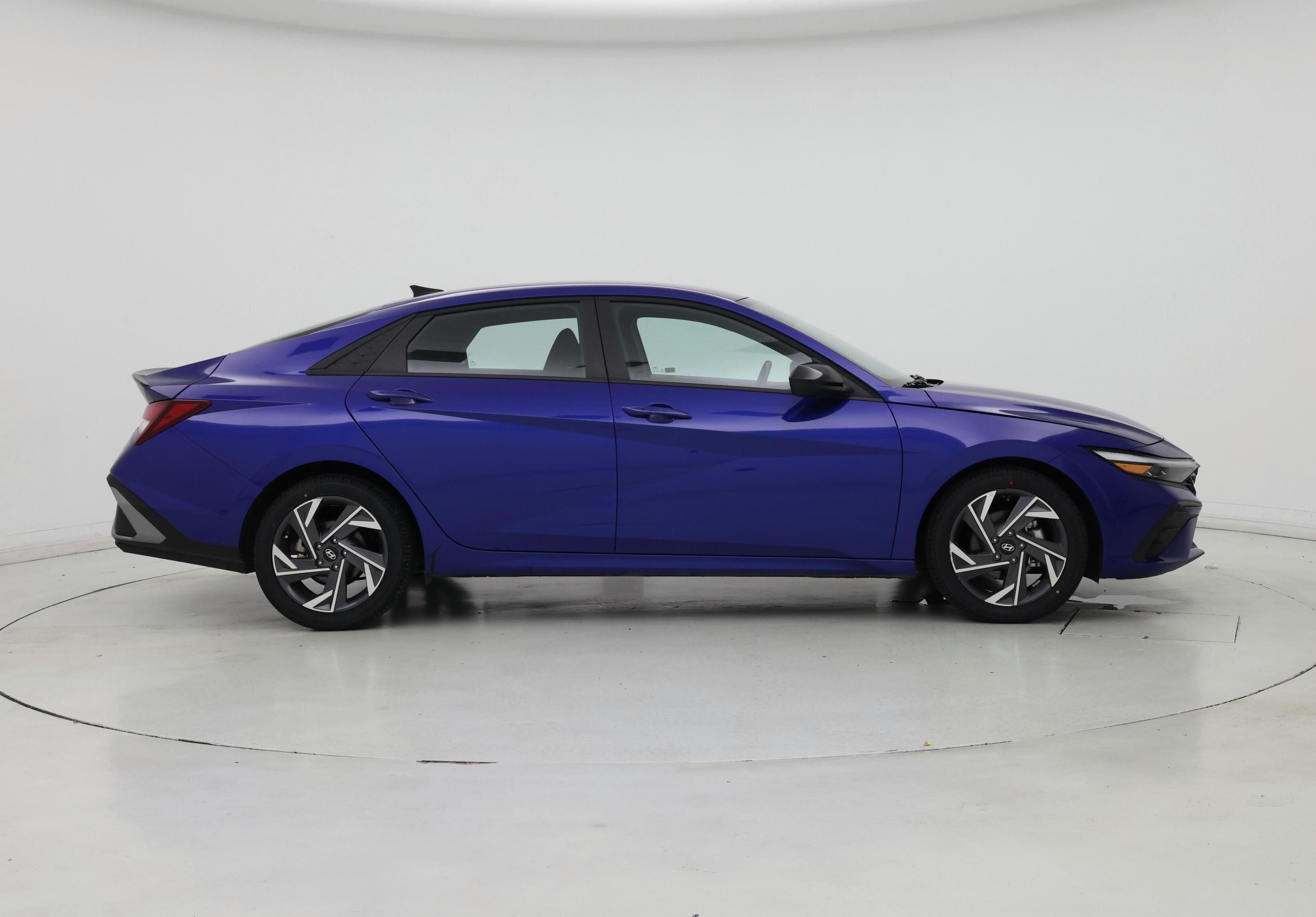 Thumbnail: 2025 Hyundai Elantra - 7
