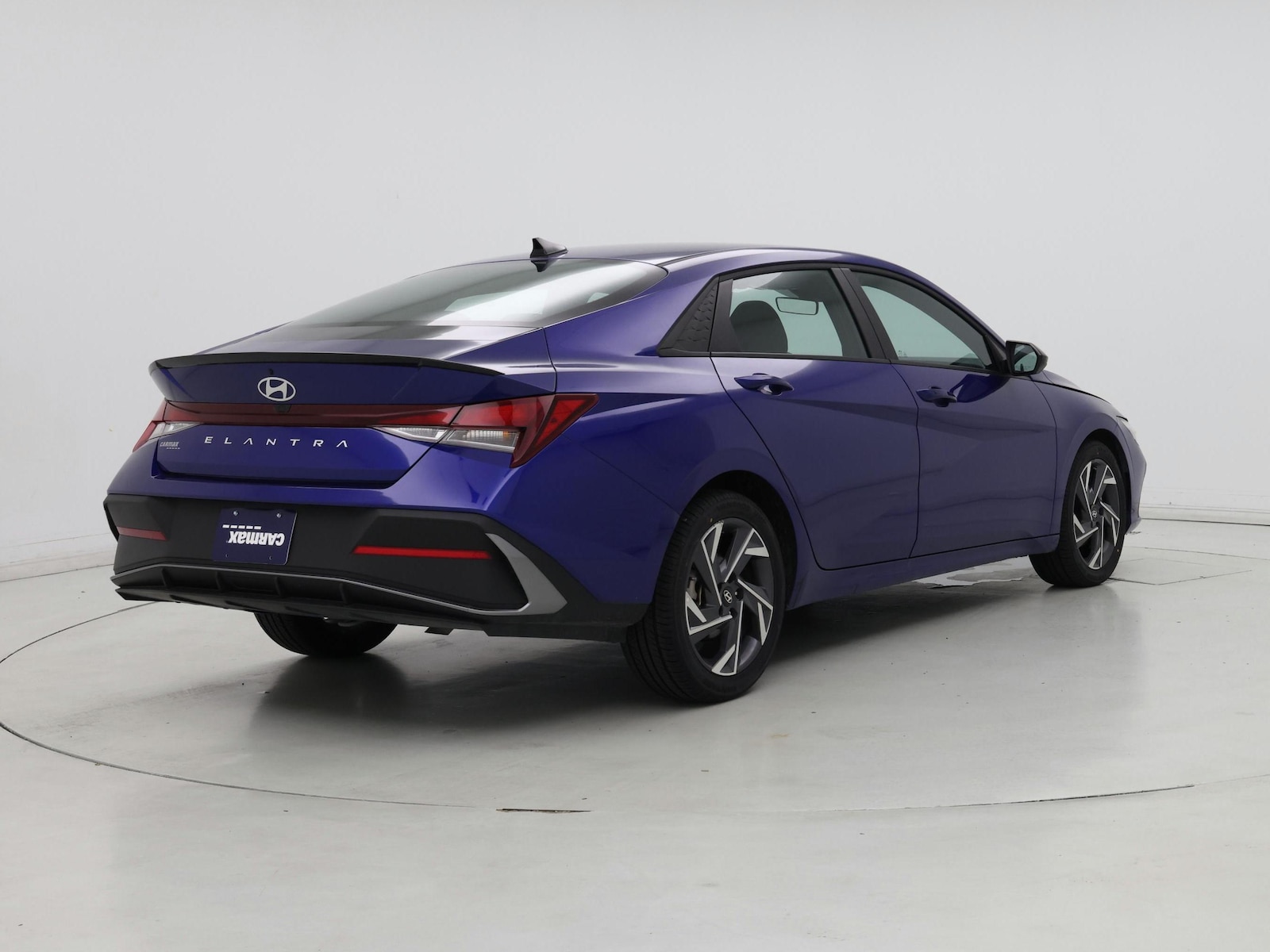 2025 Hyundai Elantra SEL - Photo 9