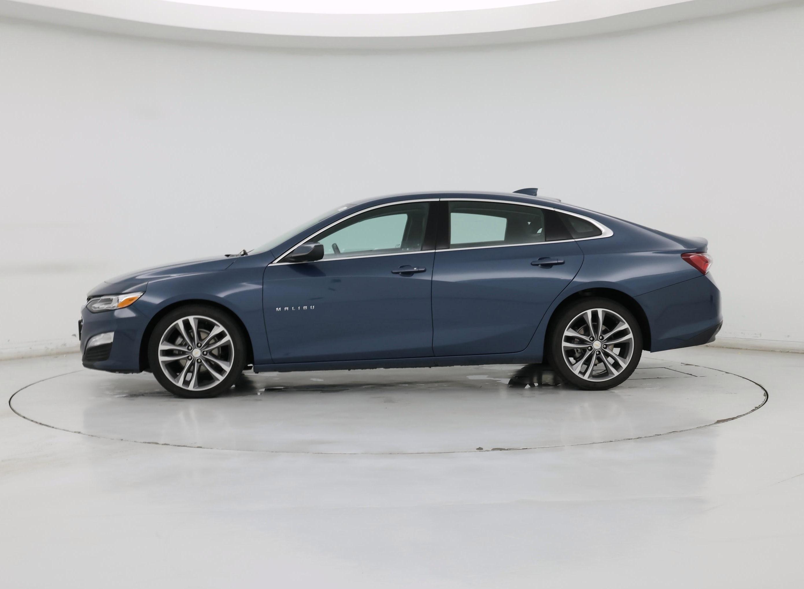 Thumbnail: 2024 Chevrolet Malibu - 3