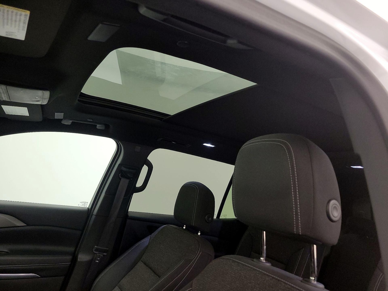 2025 Chevrolet Traverse LT - Photo 20