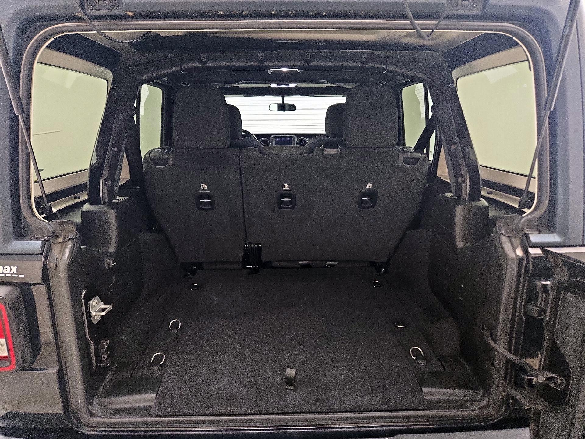Thumbnail: 2021 Jeep Wrangler - 16