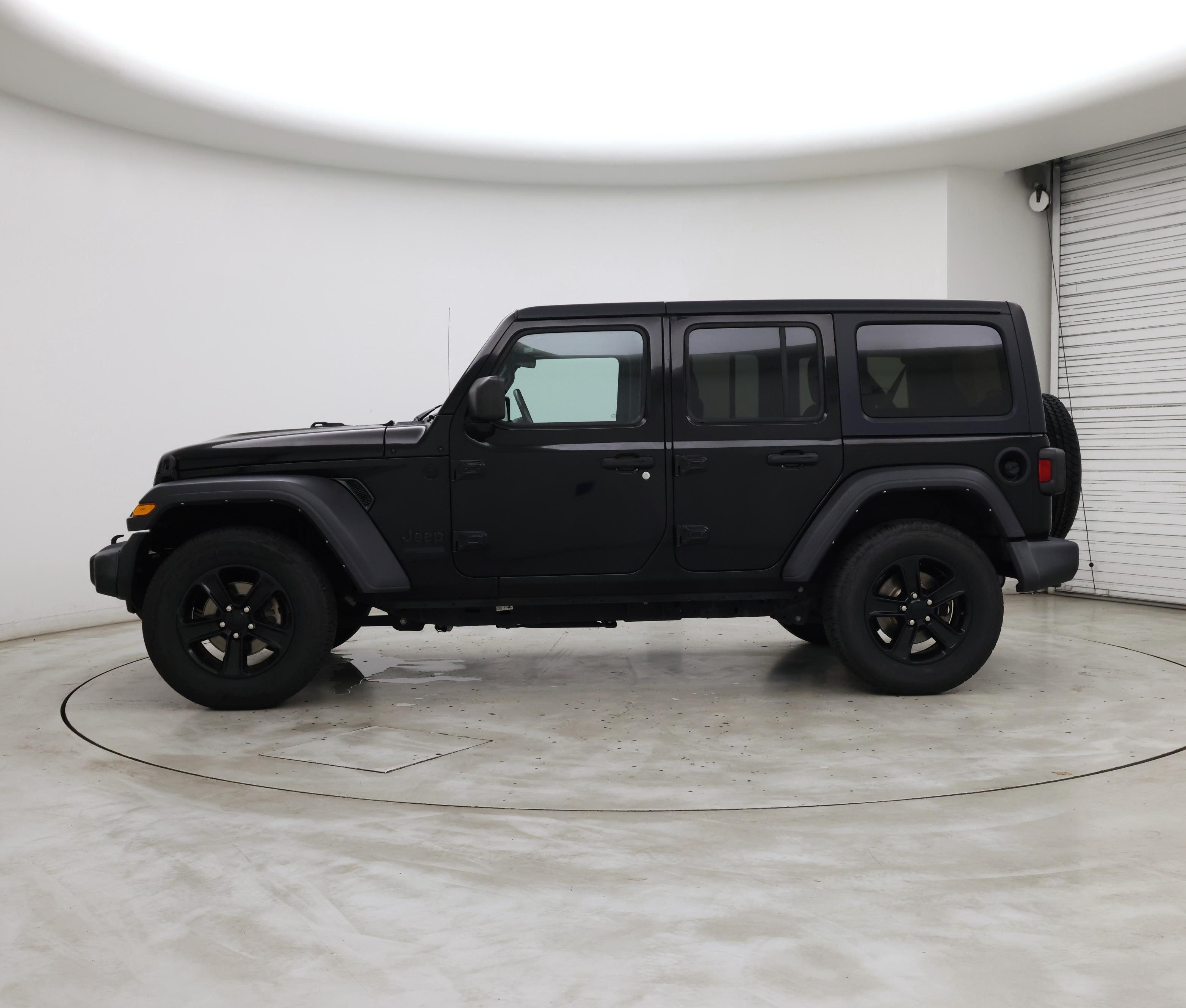 Thumbnail: 2021 Jeep Wrangler - 3