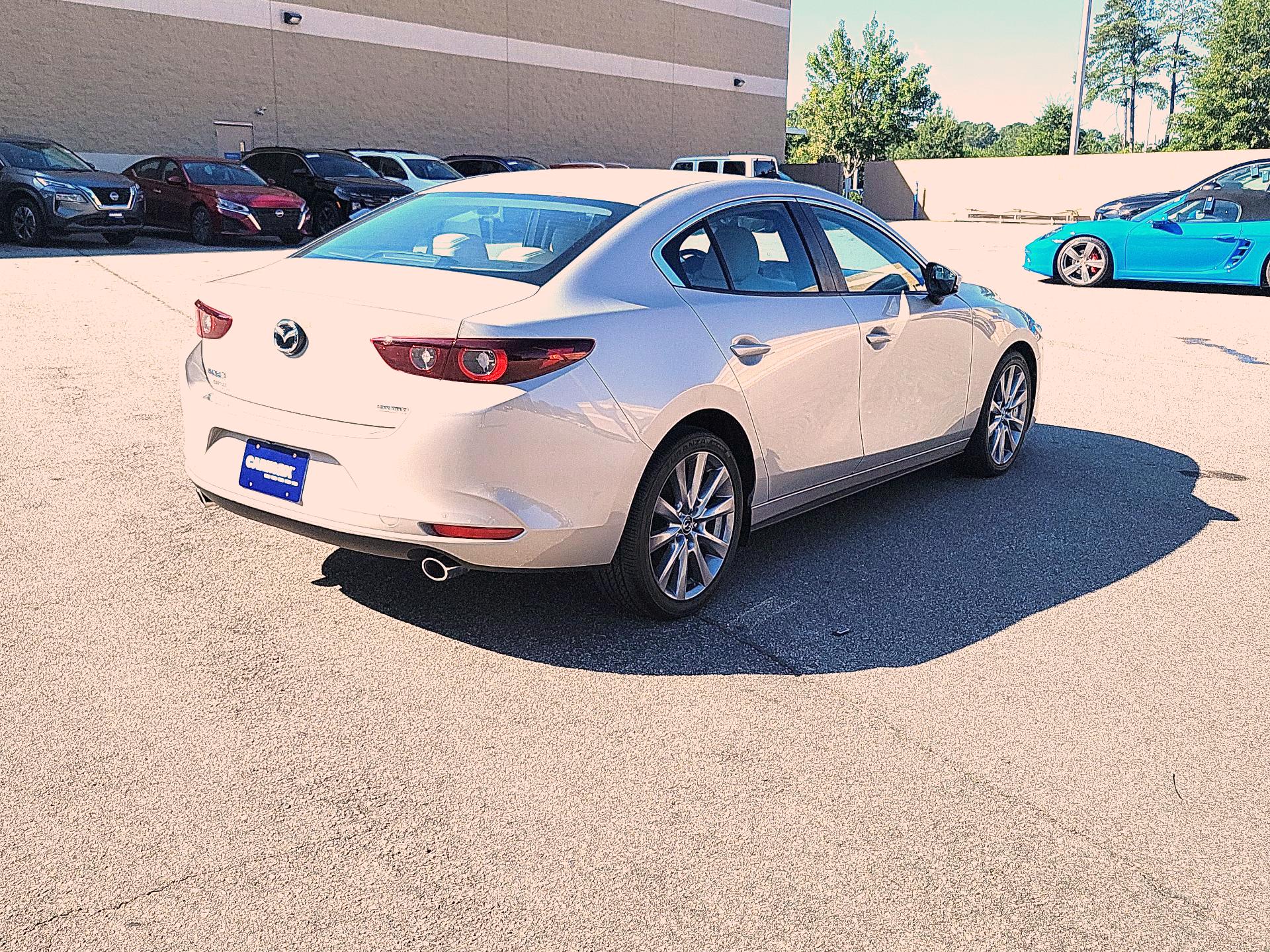 Thumbnail: 2022 Mazda Mazda3 - 5