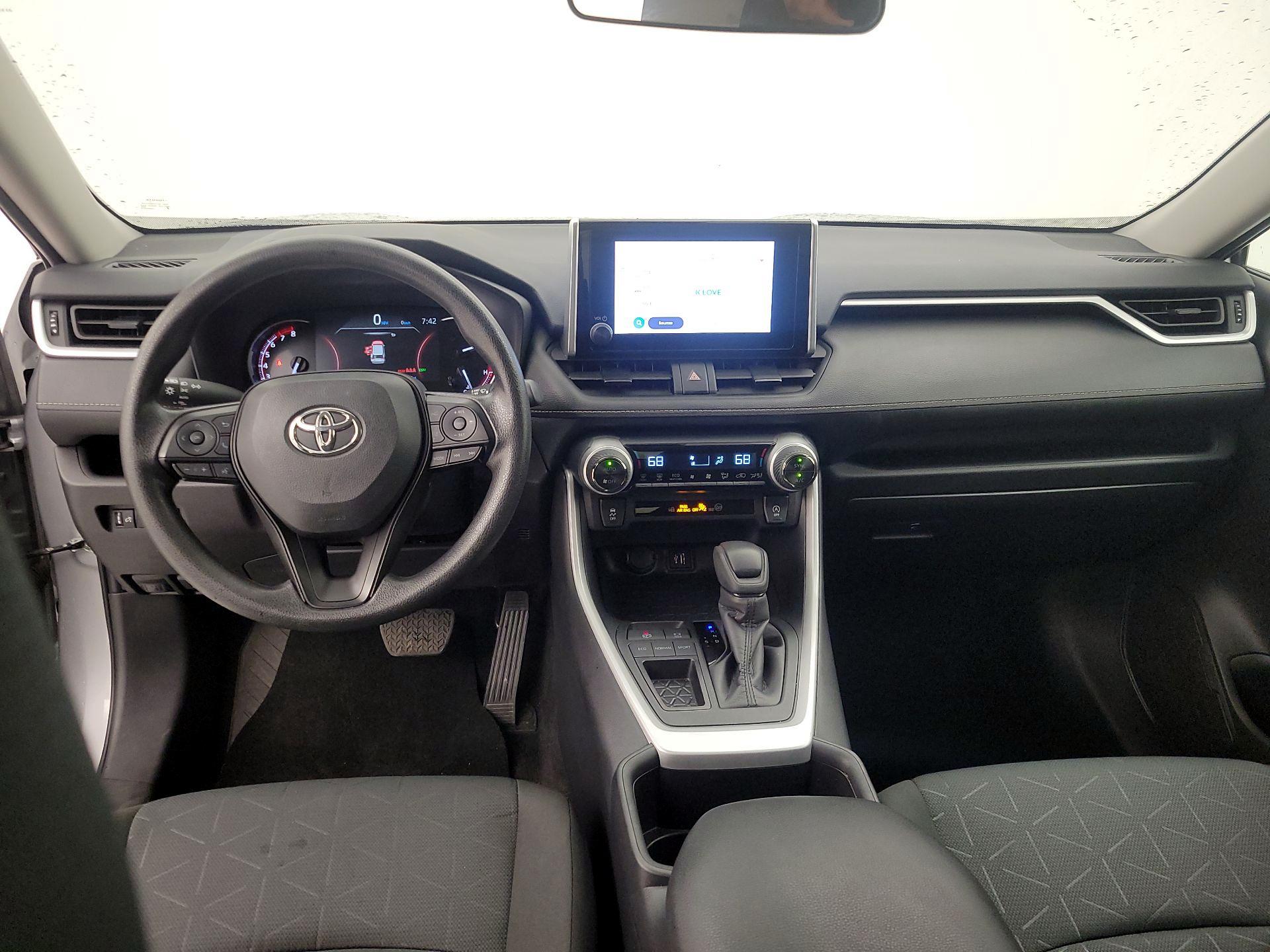 Thumbnail: 2025 Toyota RAV4 - 9