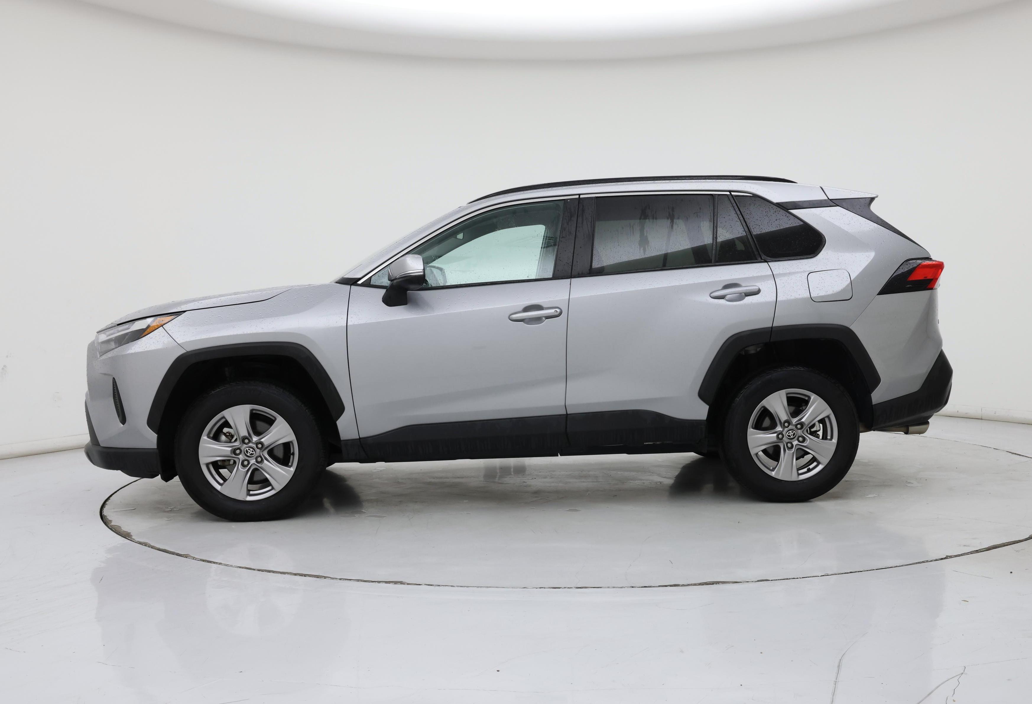 Thumbnail: 2025 Toyota RAV4 - 3