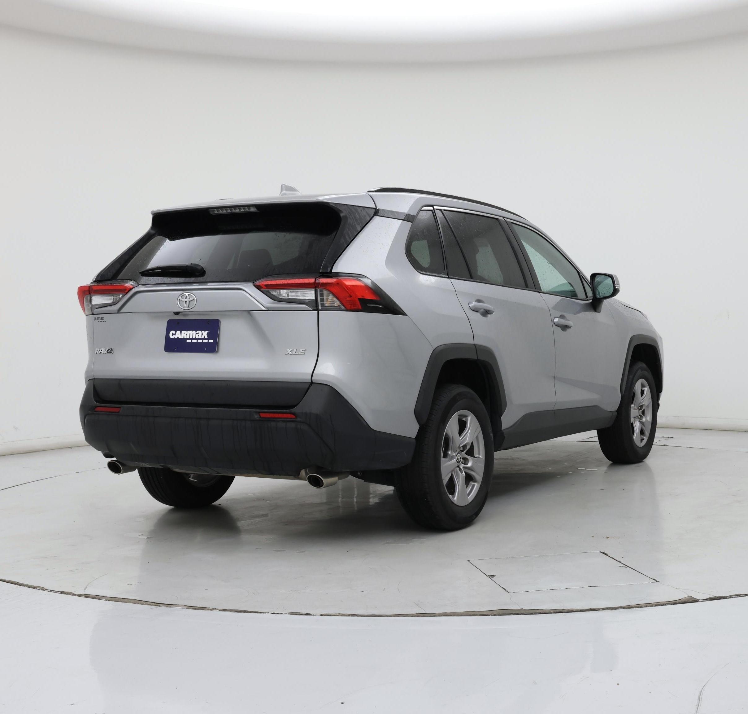 Thumbnail: 2025 Toyota RAV4 - 8