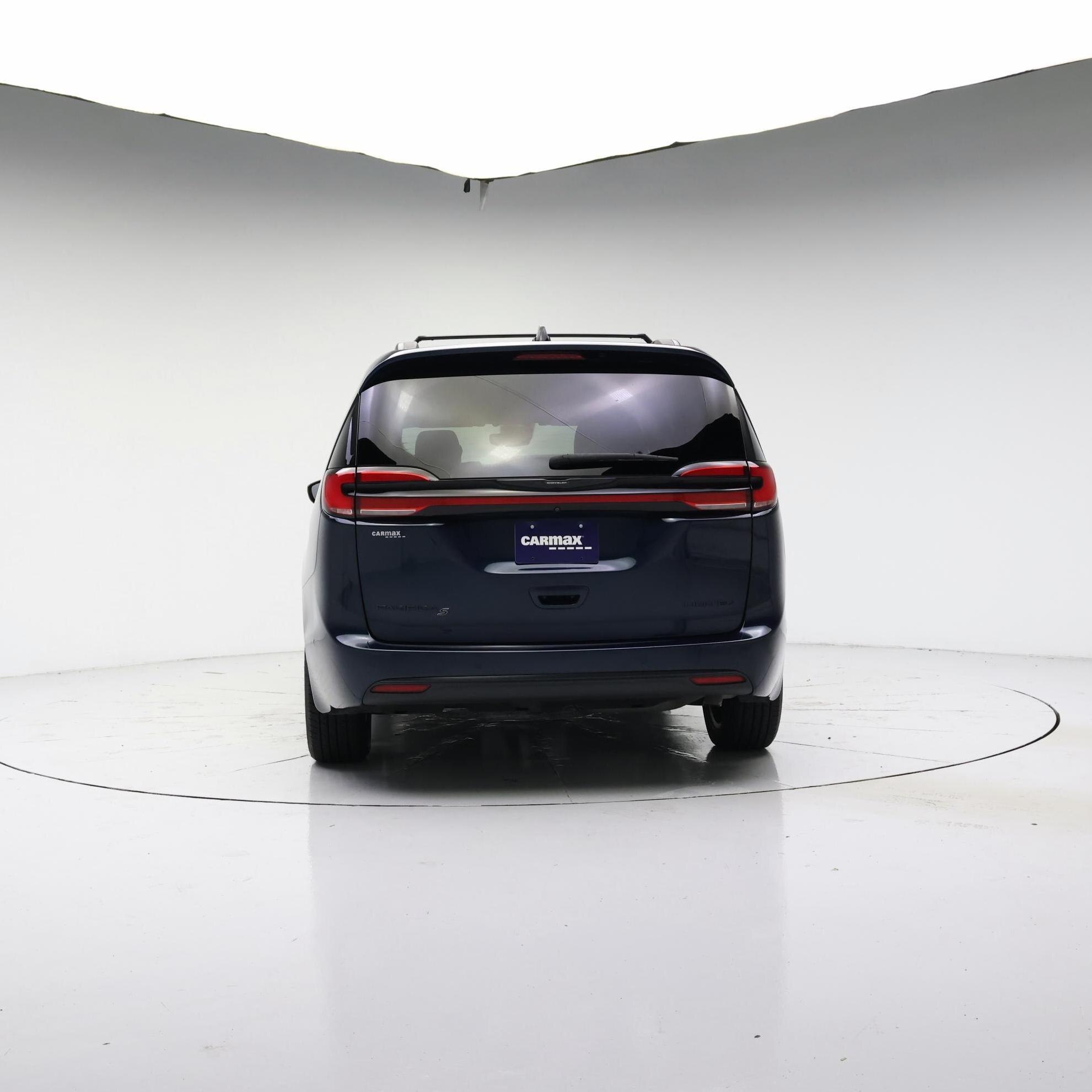 Thumbnail: 2023 Chrysler Pacifica - 6