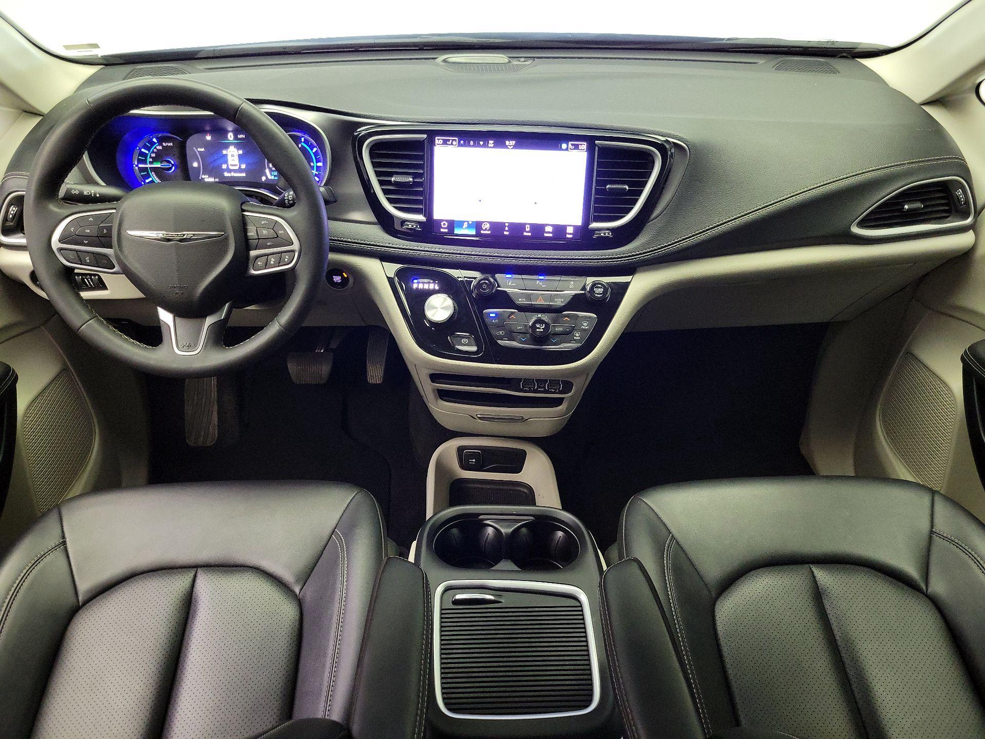 Thumbnail: 2024 Chrysler Pacifica - 9