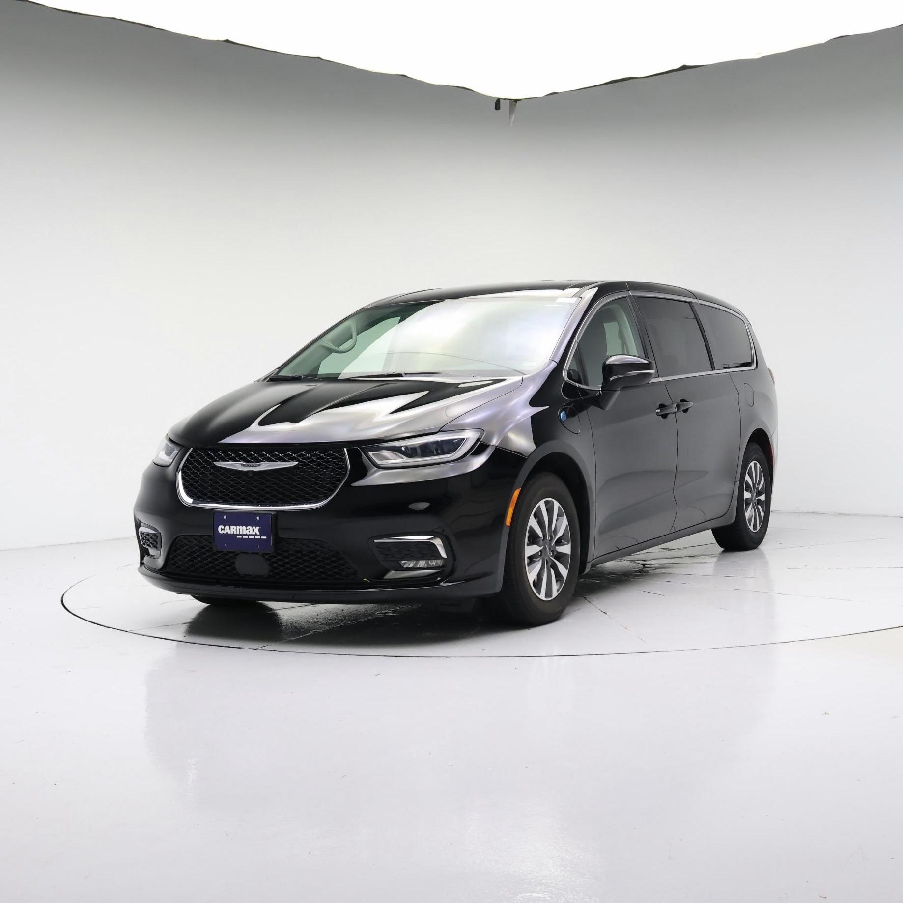 Thumbnail: 2024 Chrysler Pacifica - 4