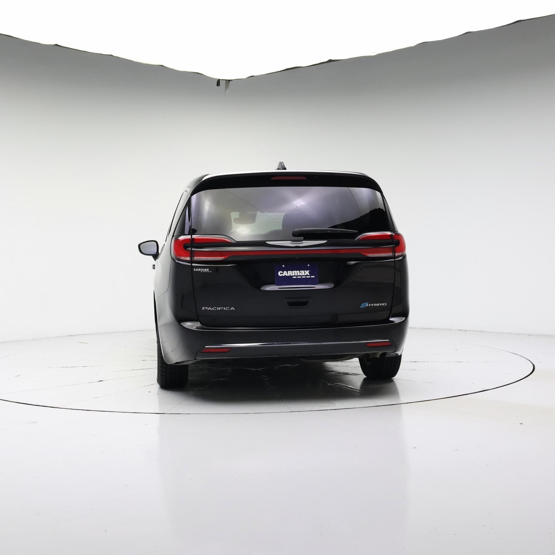 Thumbnail: 2024 Chrysler Pacifica - 6