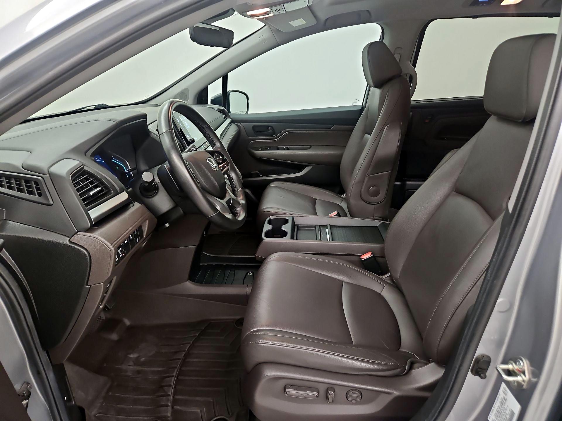 Thumbnail: 2019 Honda Odyssey - 11