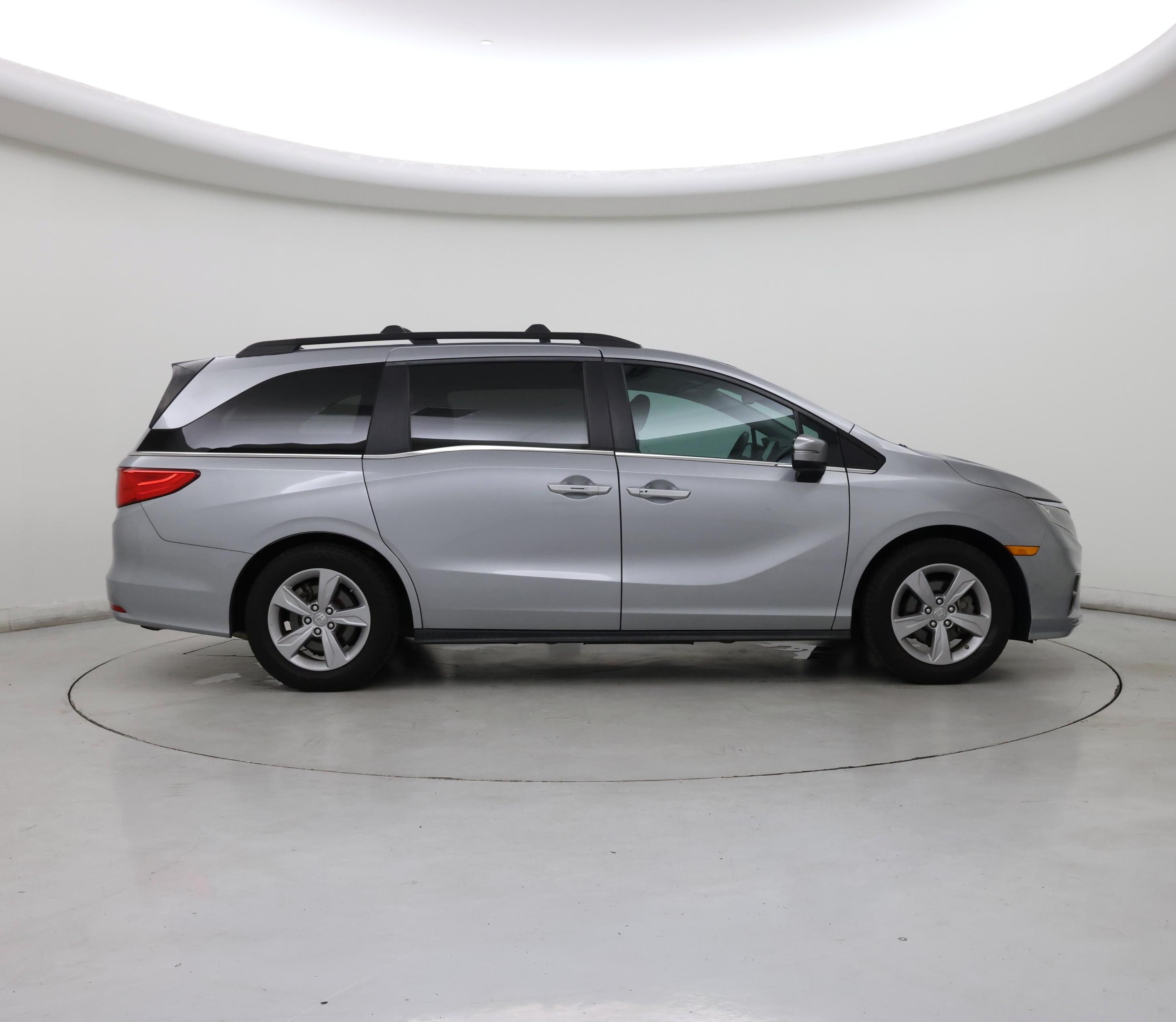 Thumbnail: 2019 Honda Odyssey - 7