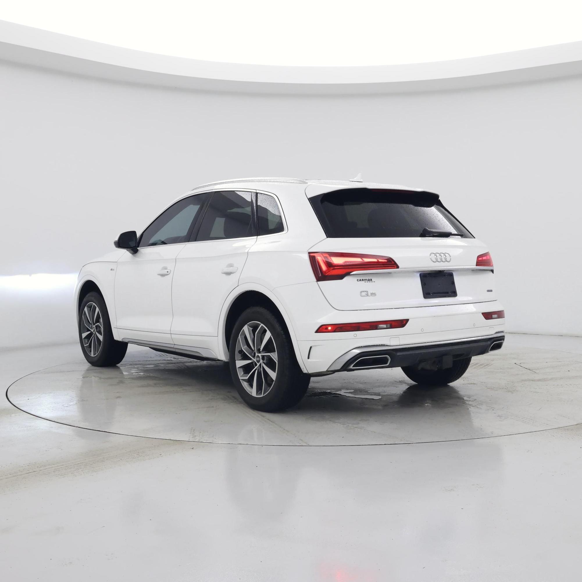 Thumbnail: 2023 Audi Q5 - 2