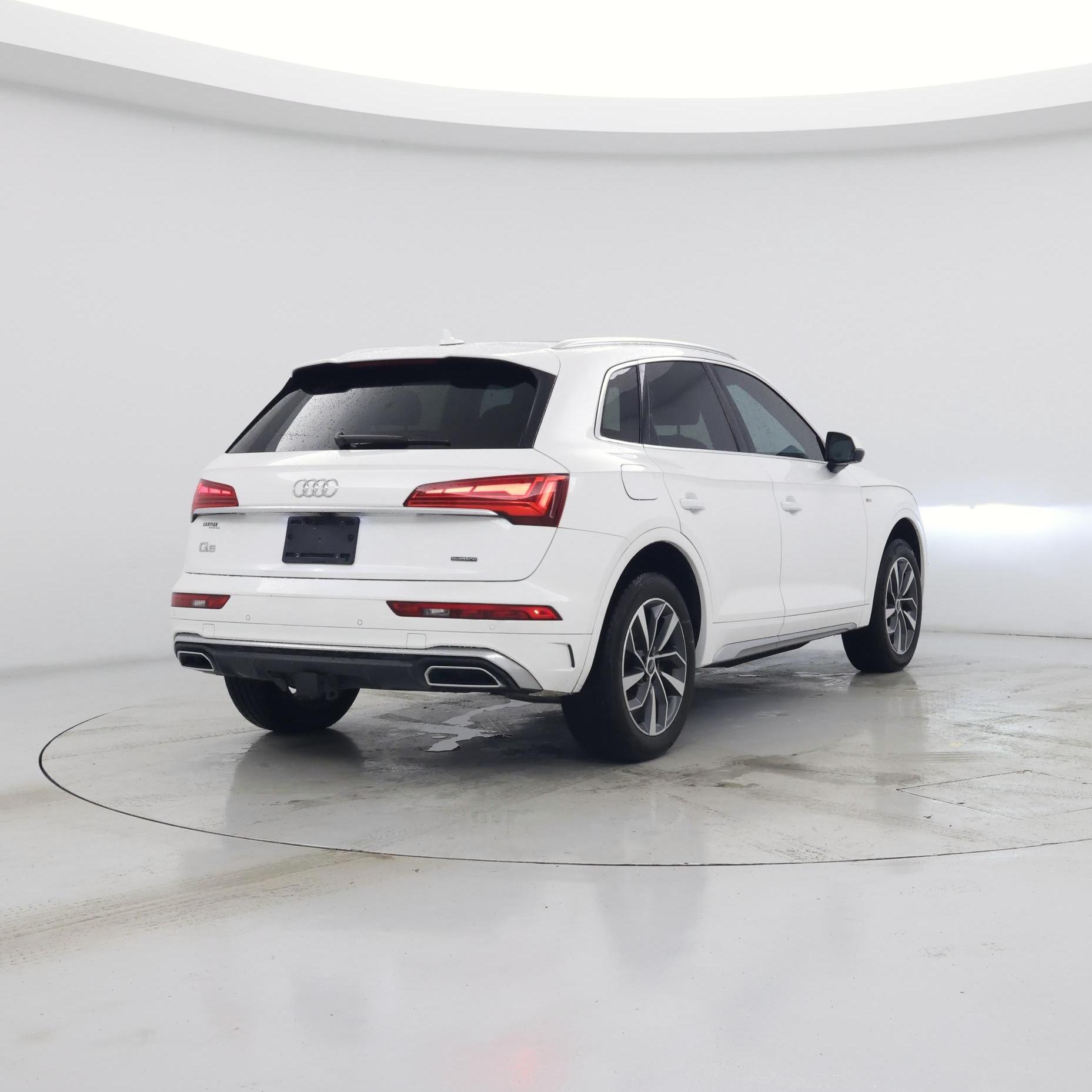 Thumbnail: 2023 Audi Q5 - 8