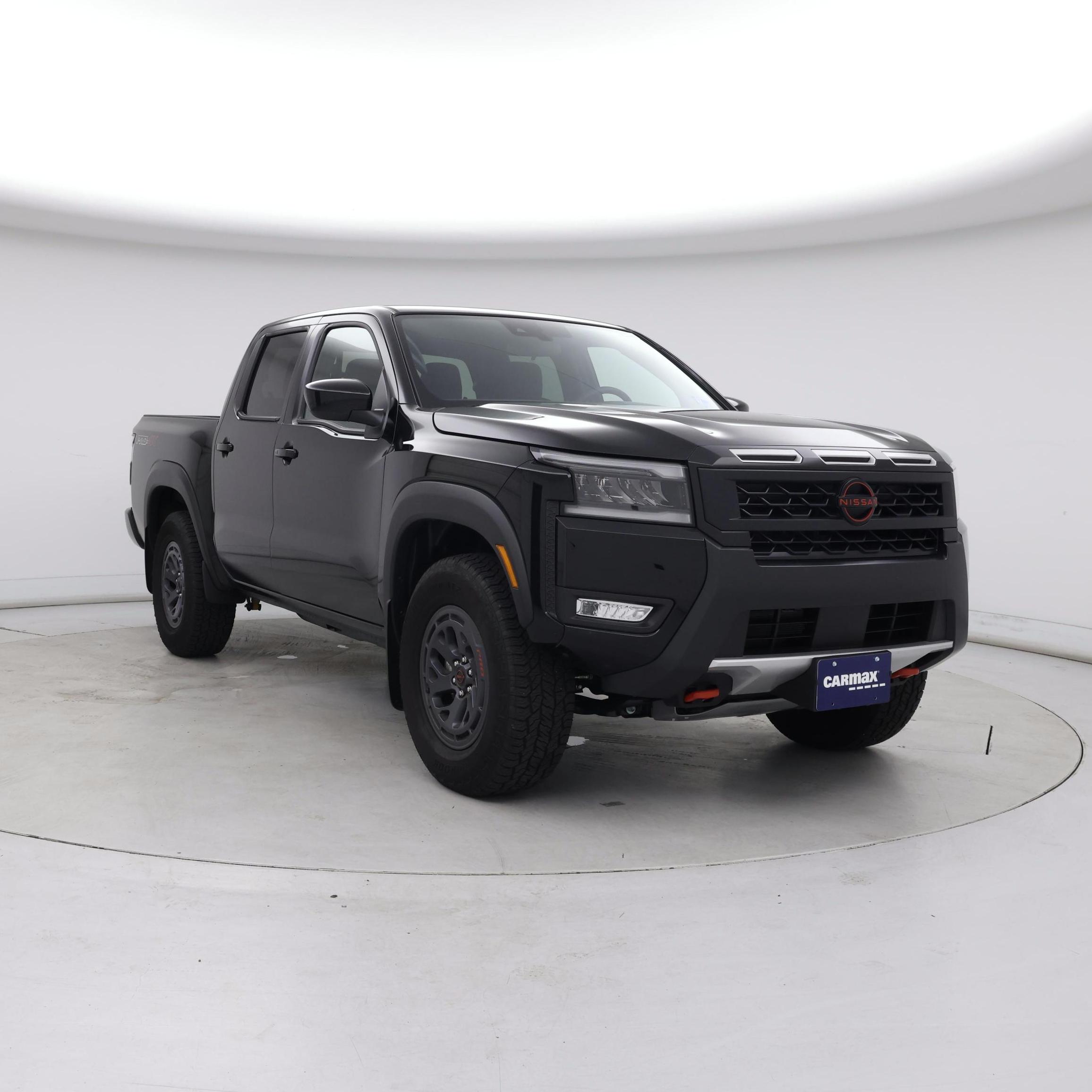 Black 2026 Nissan Frontier Pickup Truck Four-Wheel Drive Automatic