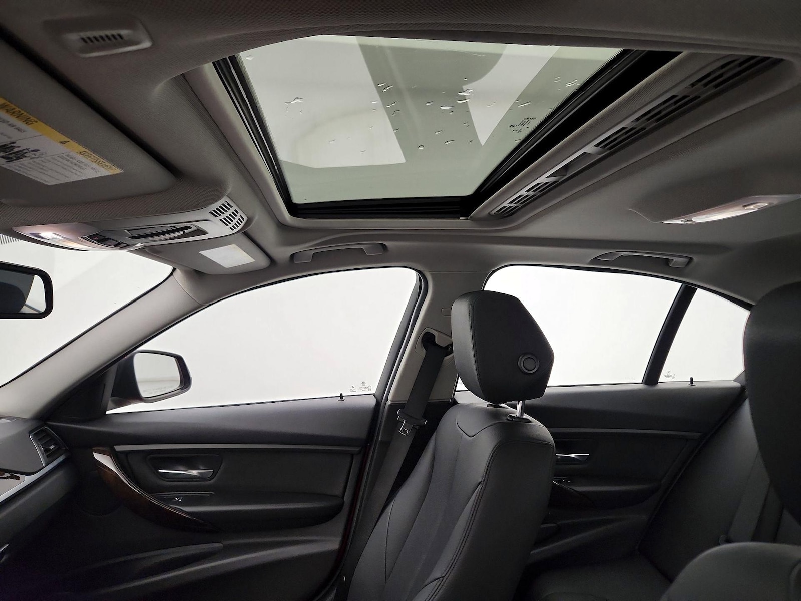 2016 BMW 3 Series 320i - Photo 21