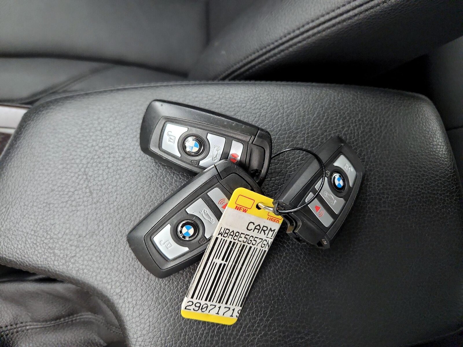 2016 BMW 3 Series 320i - Photo 25