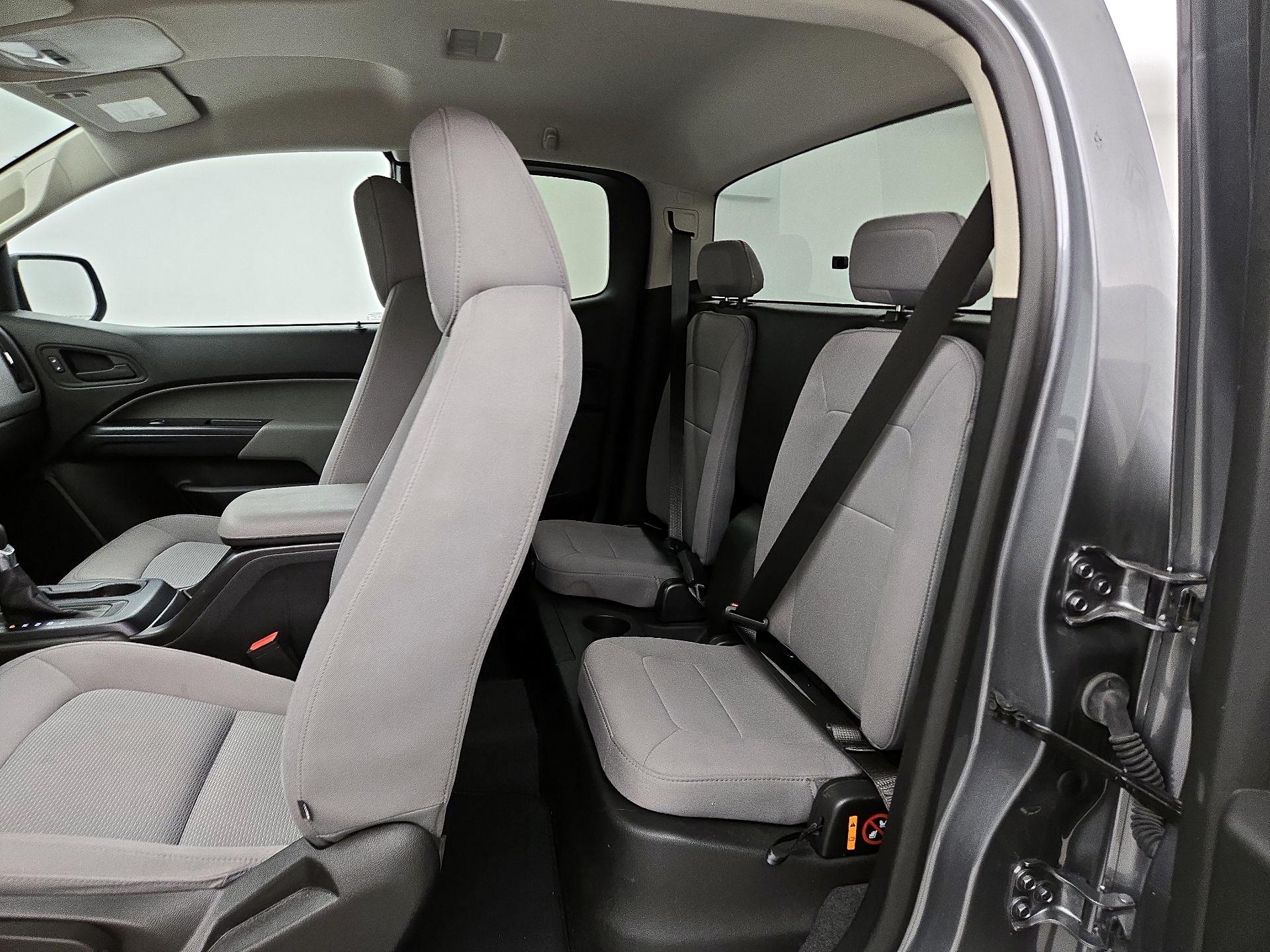 Thumbnail: 2022 Chevrolet Colorado - 19