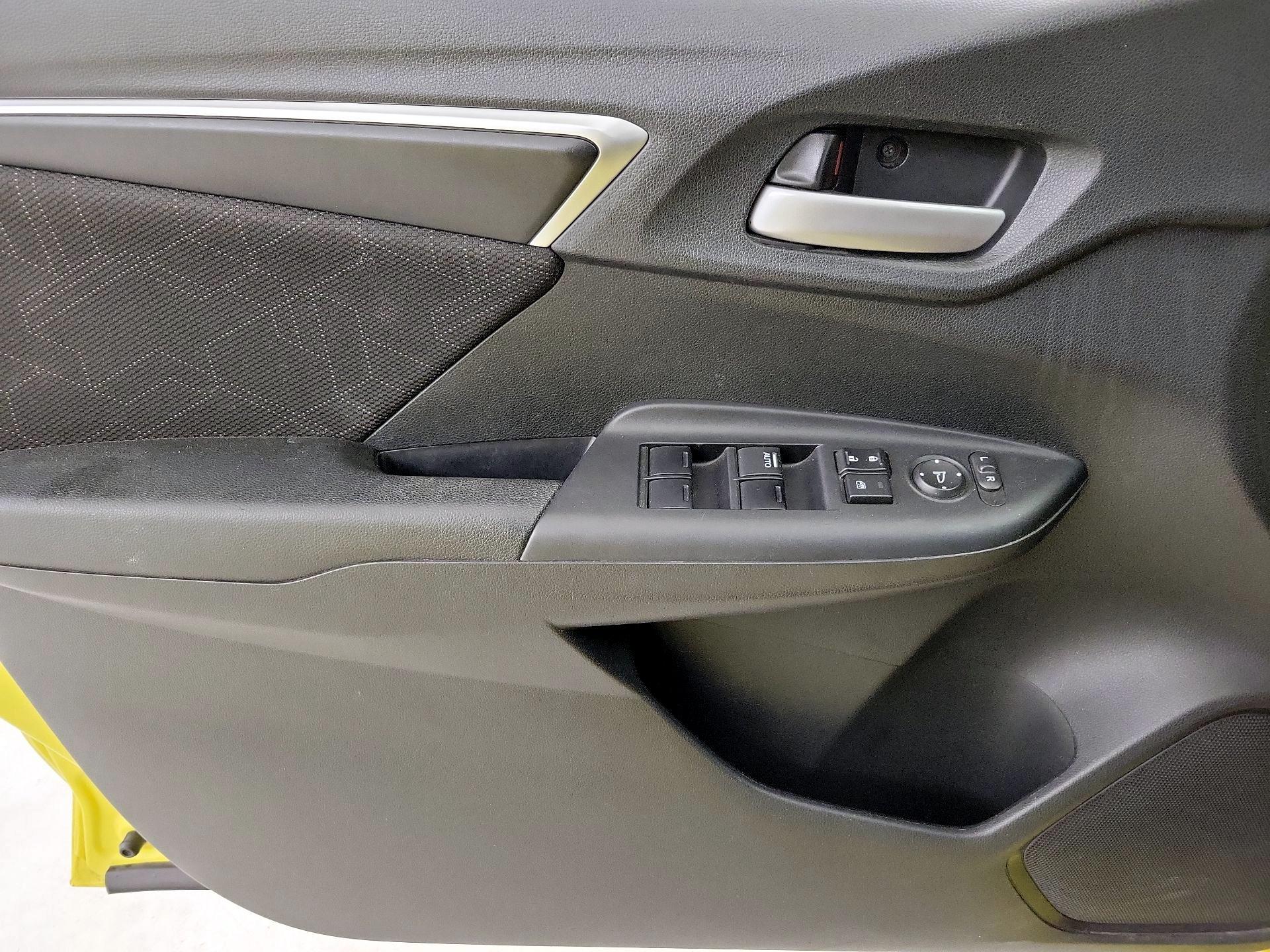 Thumbnail: 2015 Honda Fit - 12