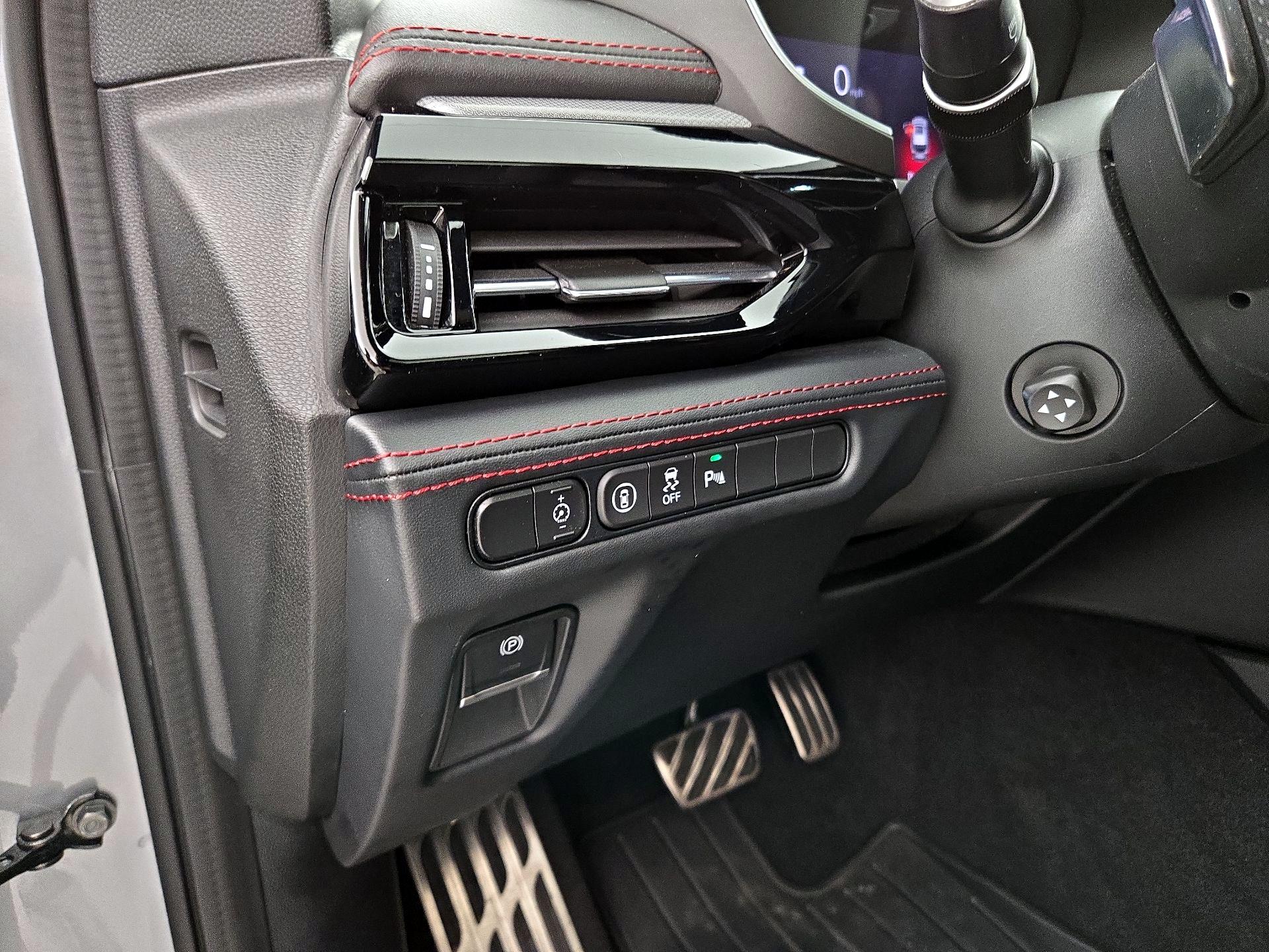 Thumbnail: 2023 Acura MDX - 13
