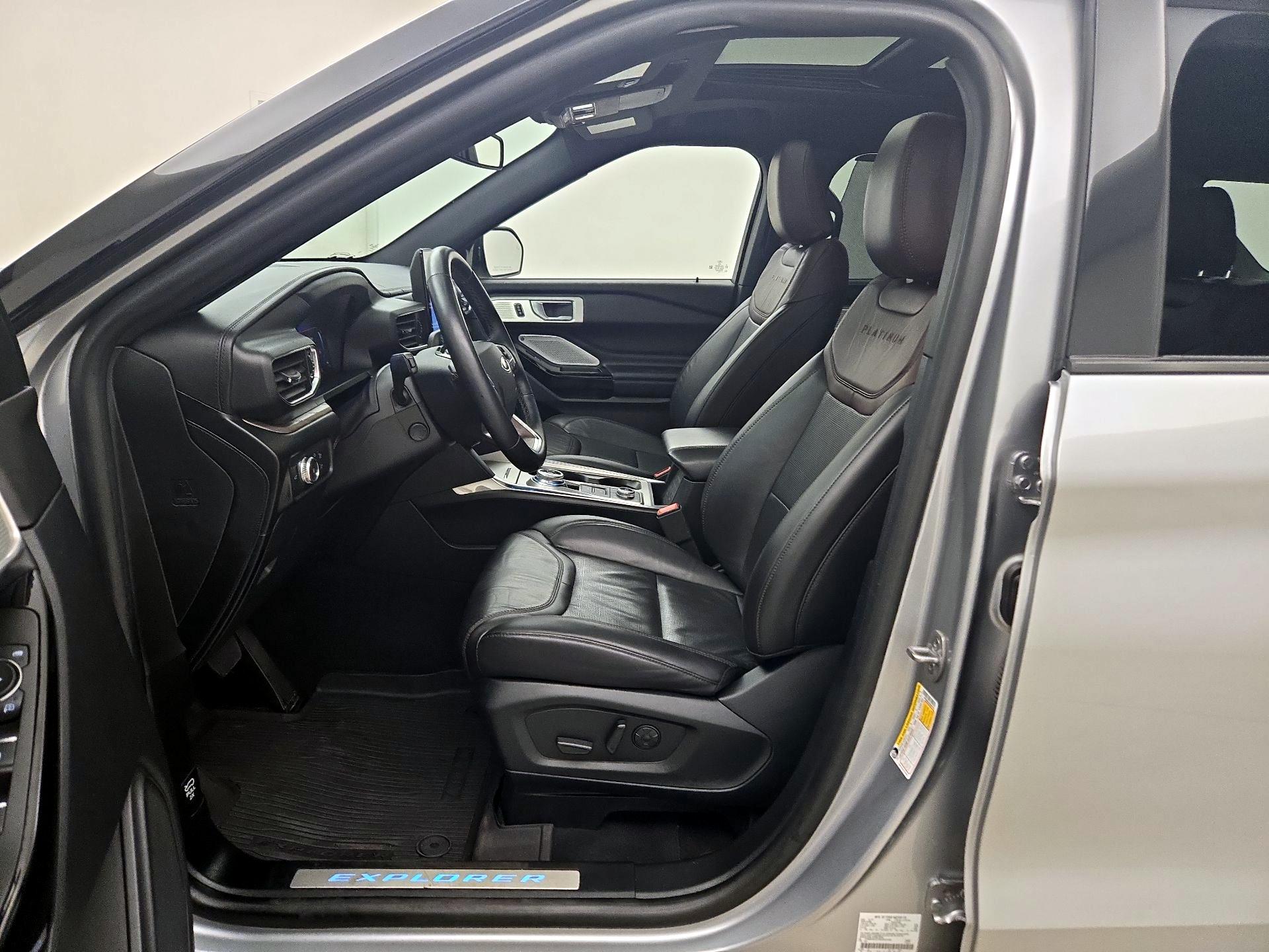 Thumbnail: 2022 Ford Explorer - 11