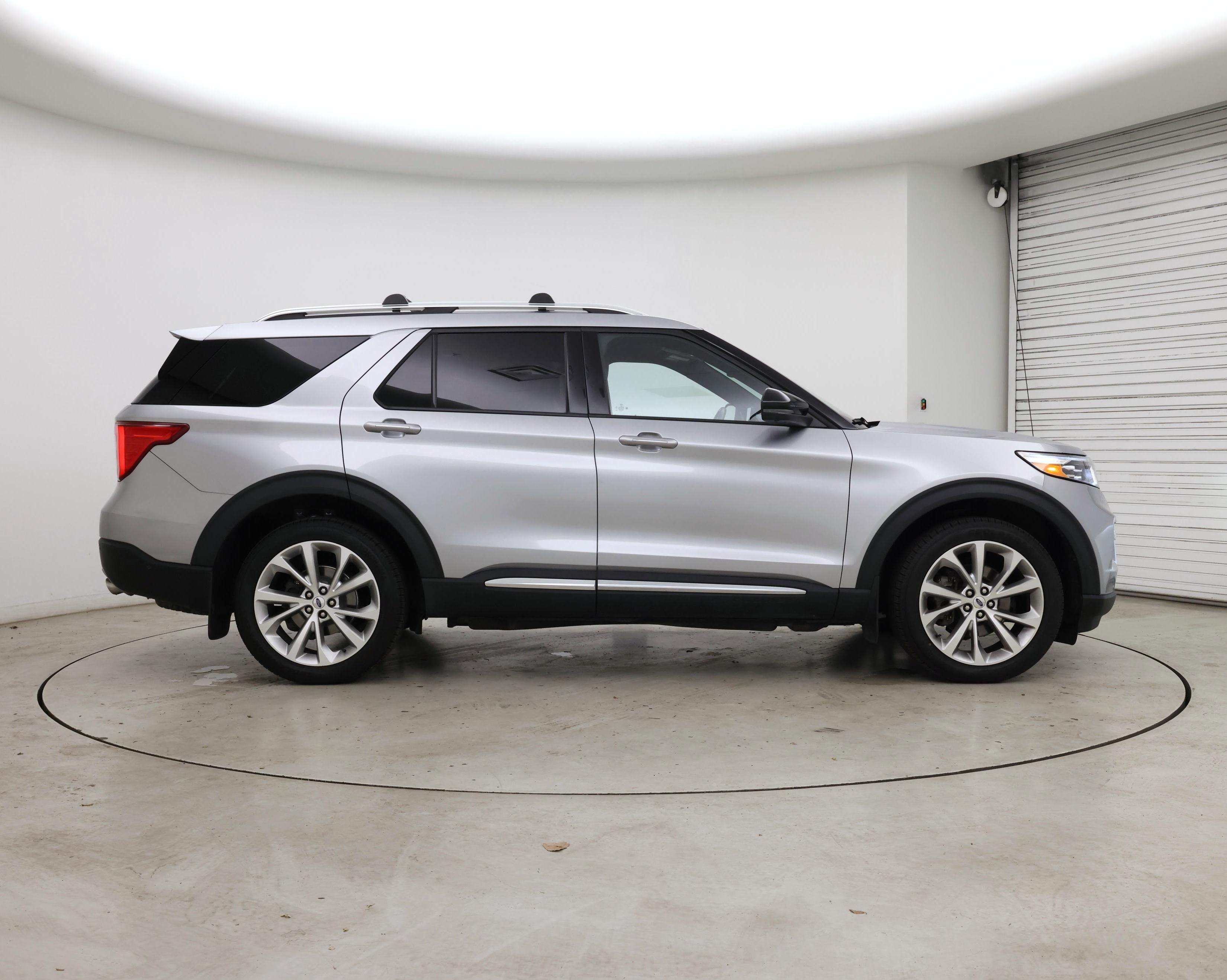 Thumbnail: 2022 Ford Explorer - 7