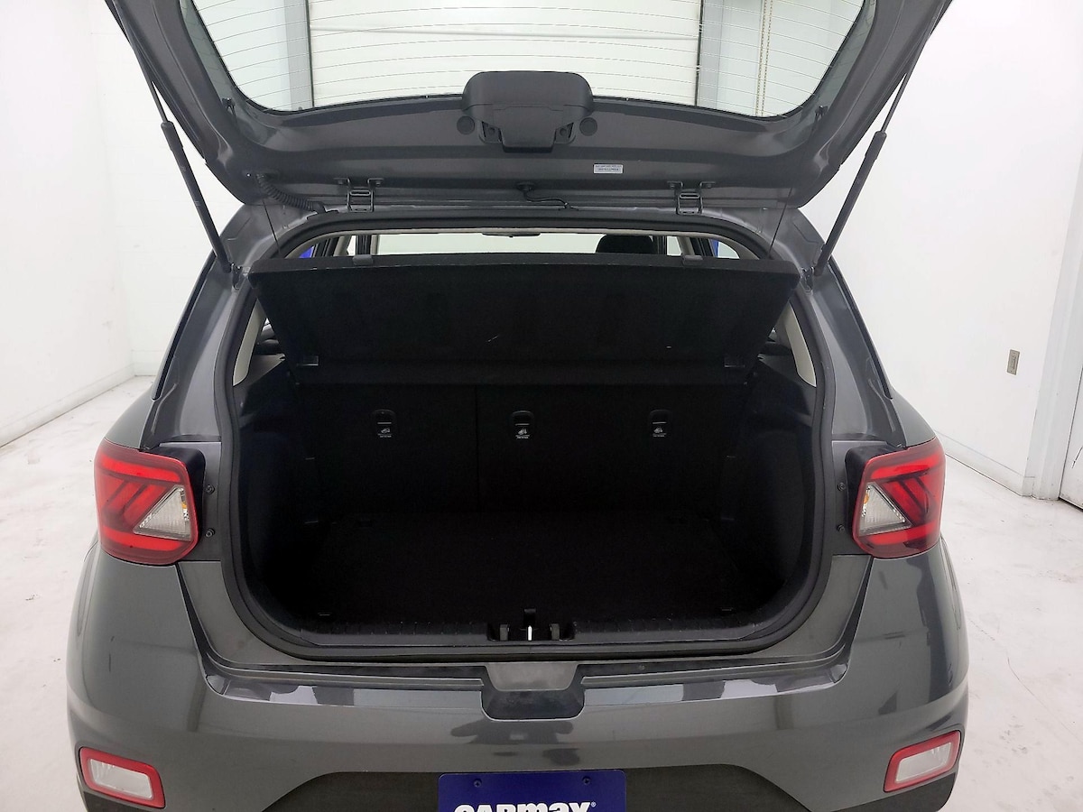 Trunk/Cargo (Seats Up)