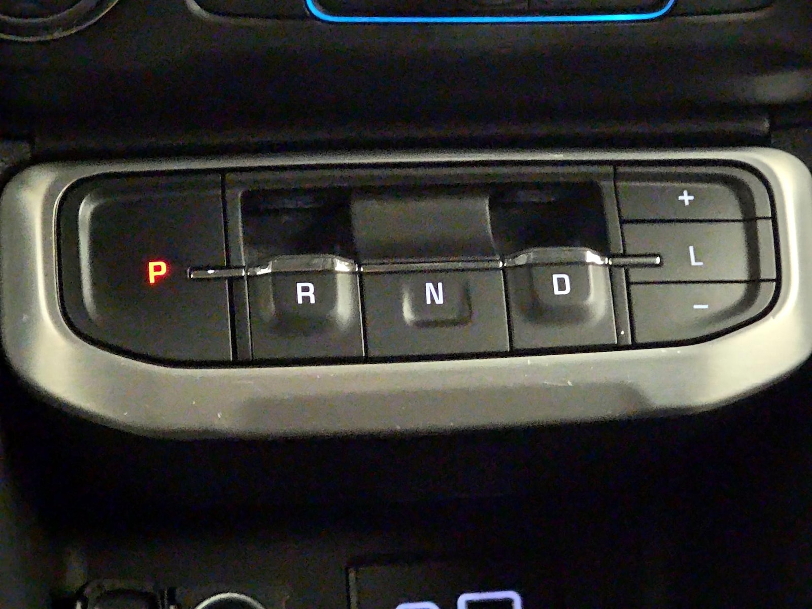 2022 GMC Acadia SLE - Photo 18