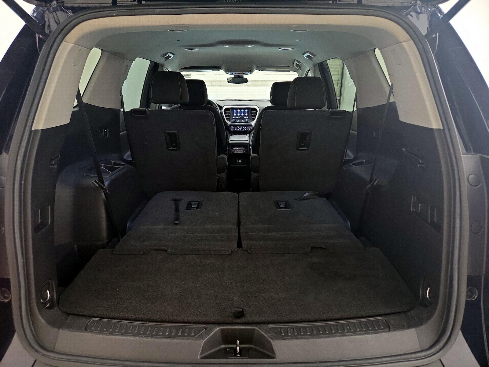 2022 GMC Acadia SLE - Photo 23