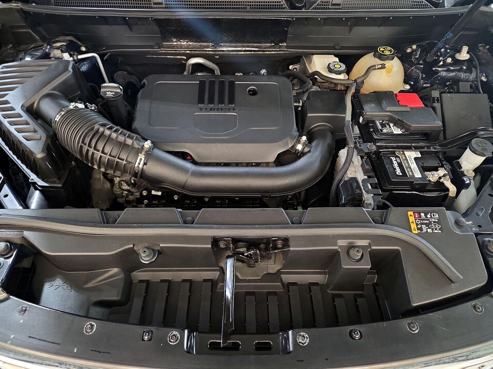 2022 GMC Acadia SLE - Photo 24