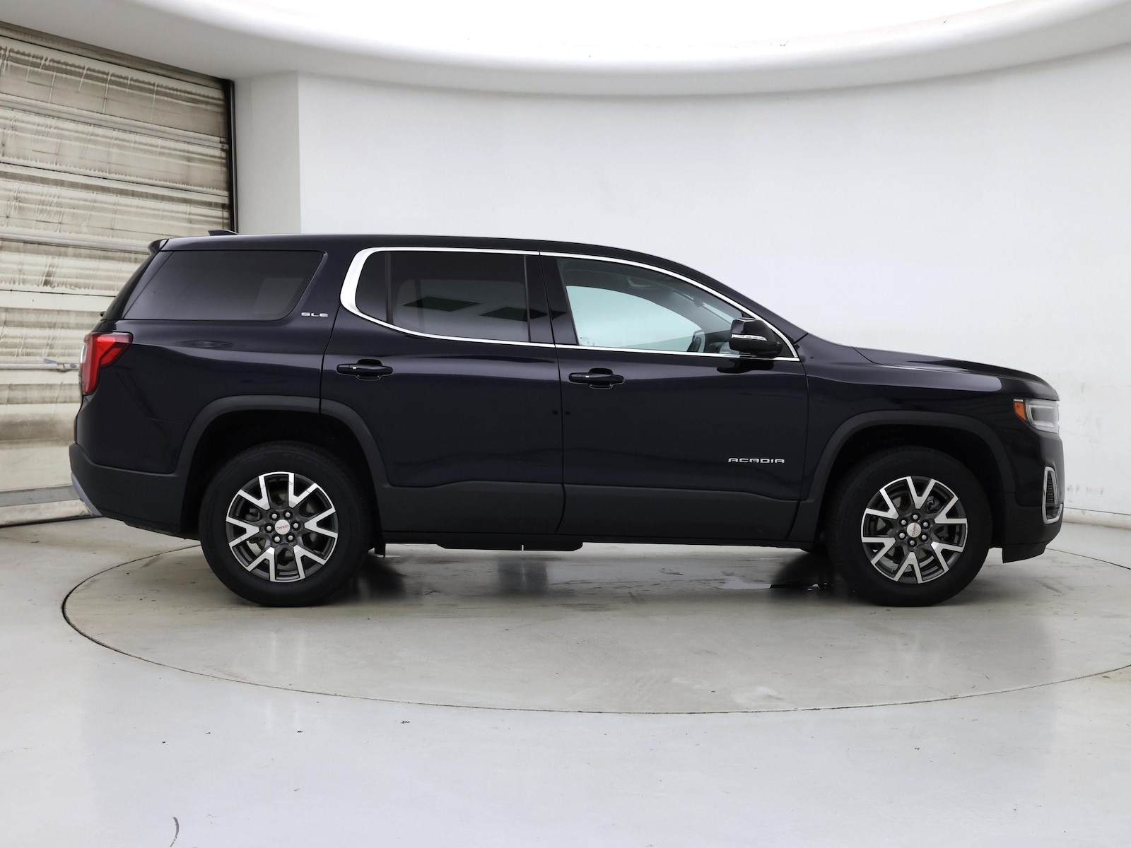 2022 GMC Acadia SLE - Photo 8