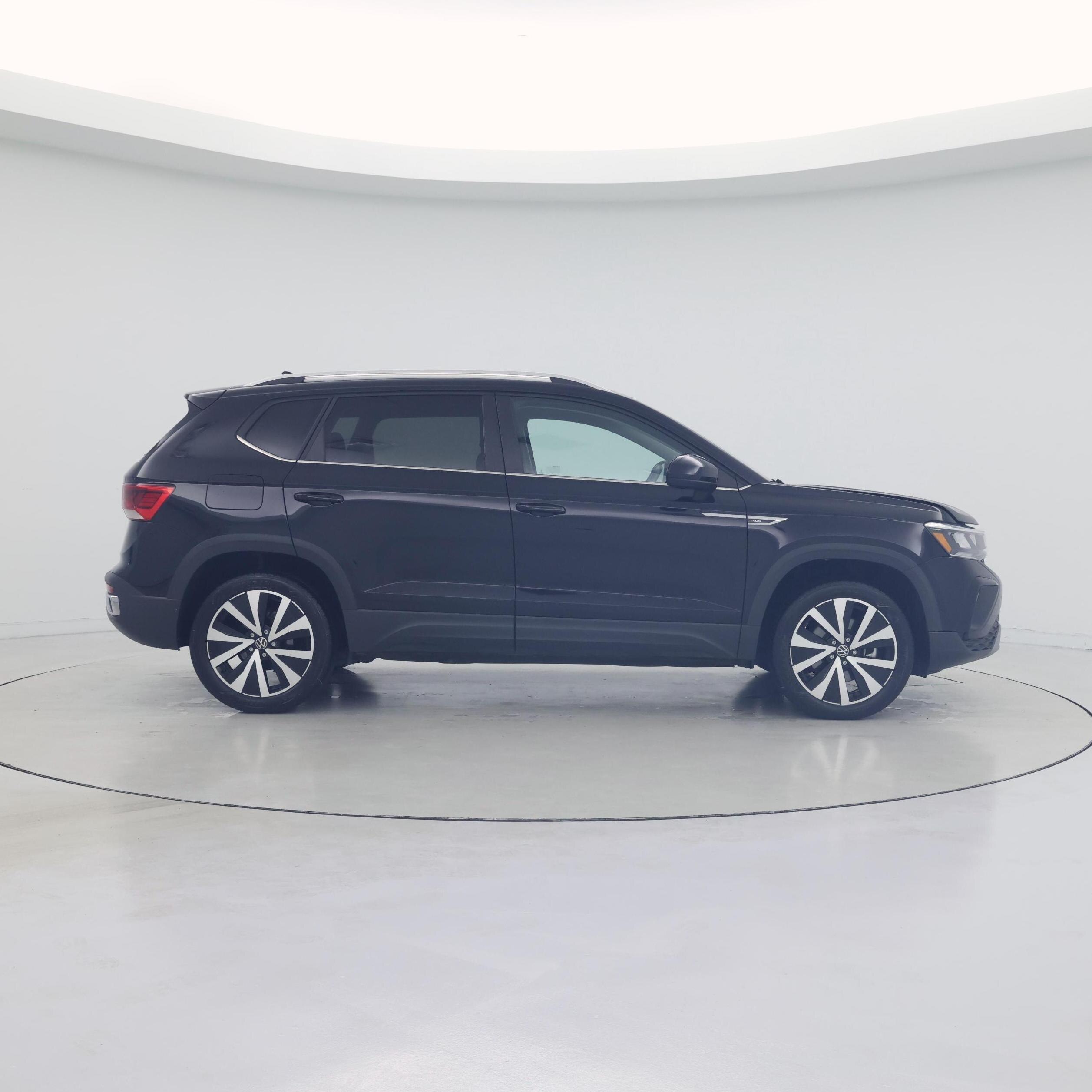 Thumbnail: 2024 Volkswagen Taos - 7