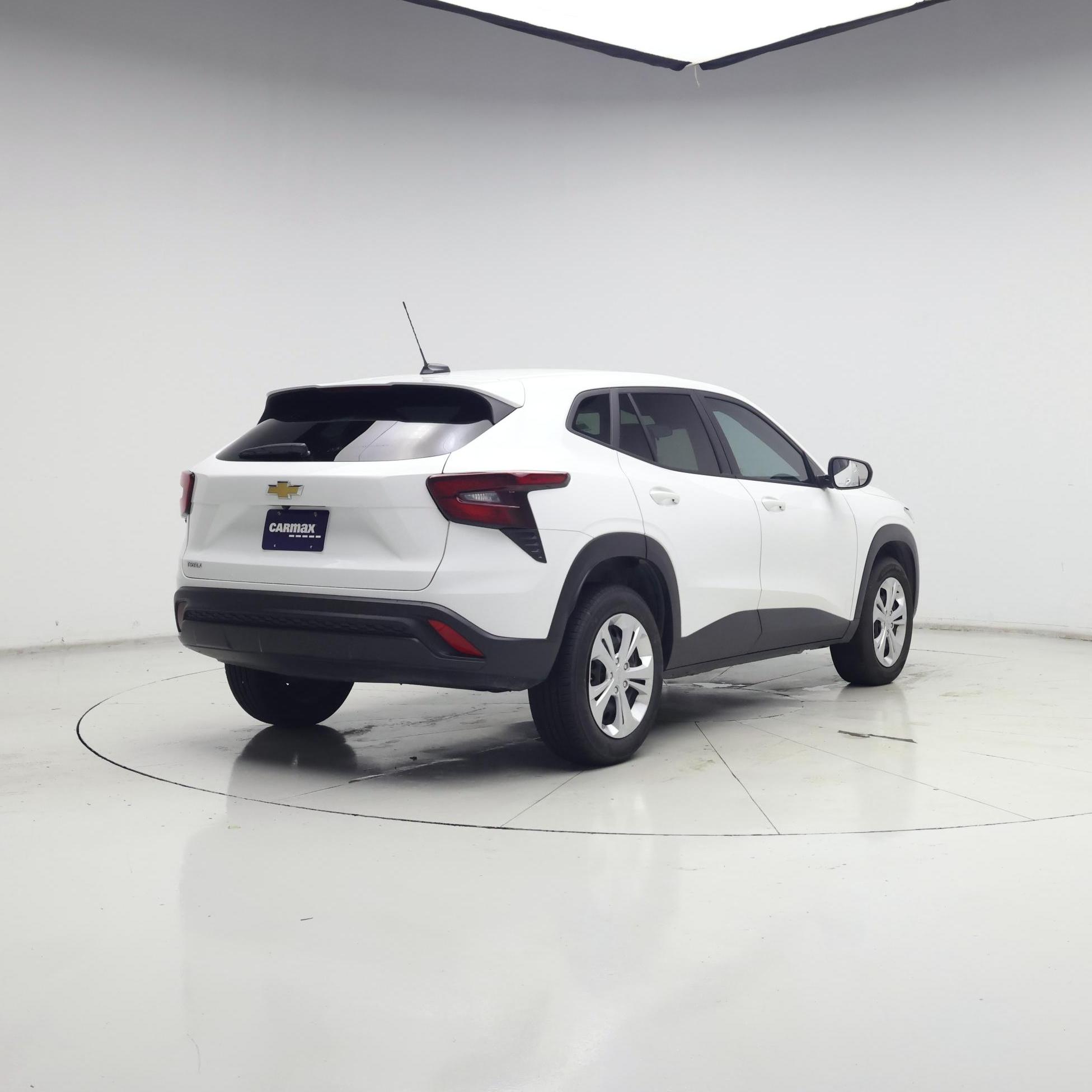 Thumbnail: 2025 Chevrolet Trax - 8