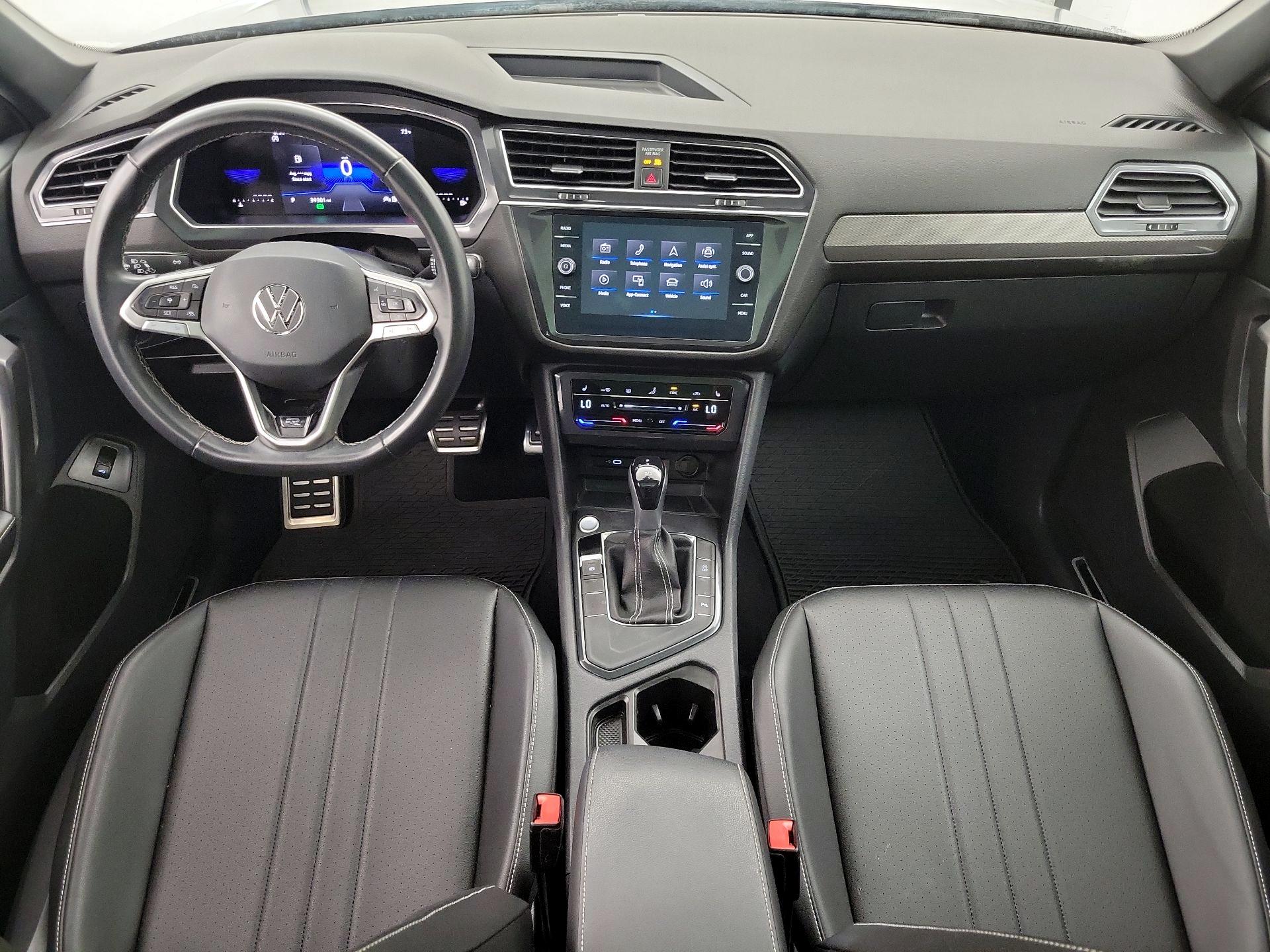 Thumbnail: 2023 Volkswagen Tiguan - 9