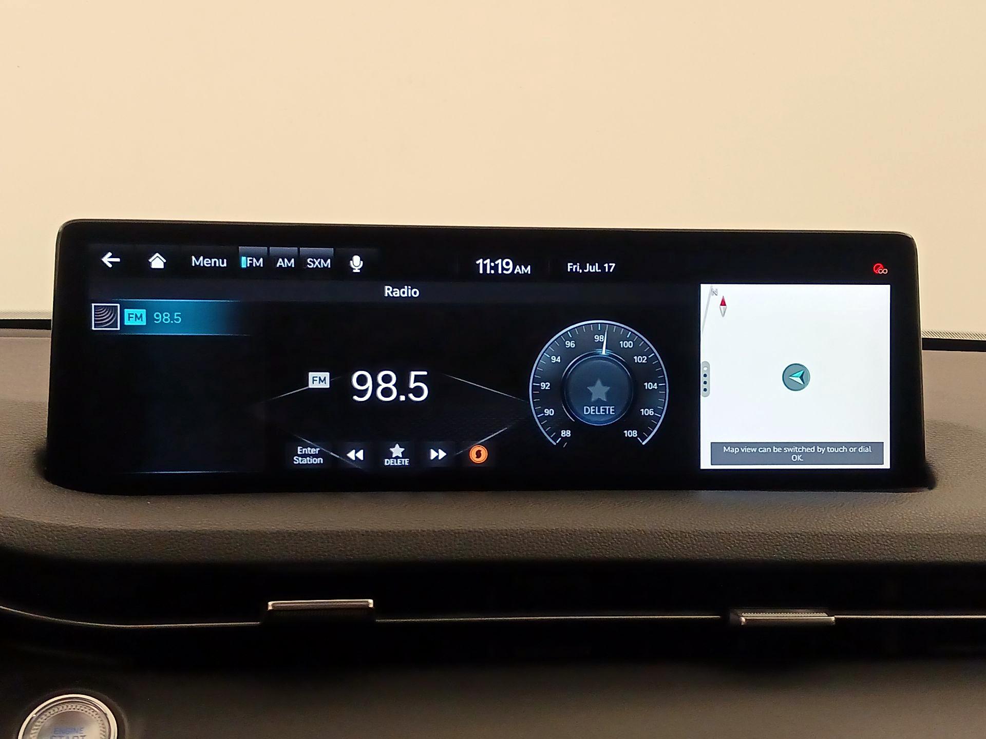 Thumbnail: 2025 Genesis GV70 - 16