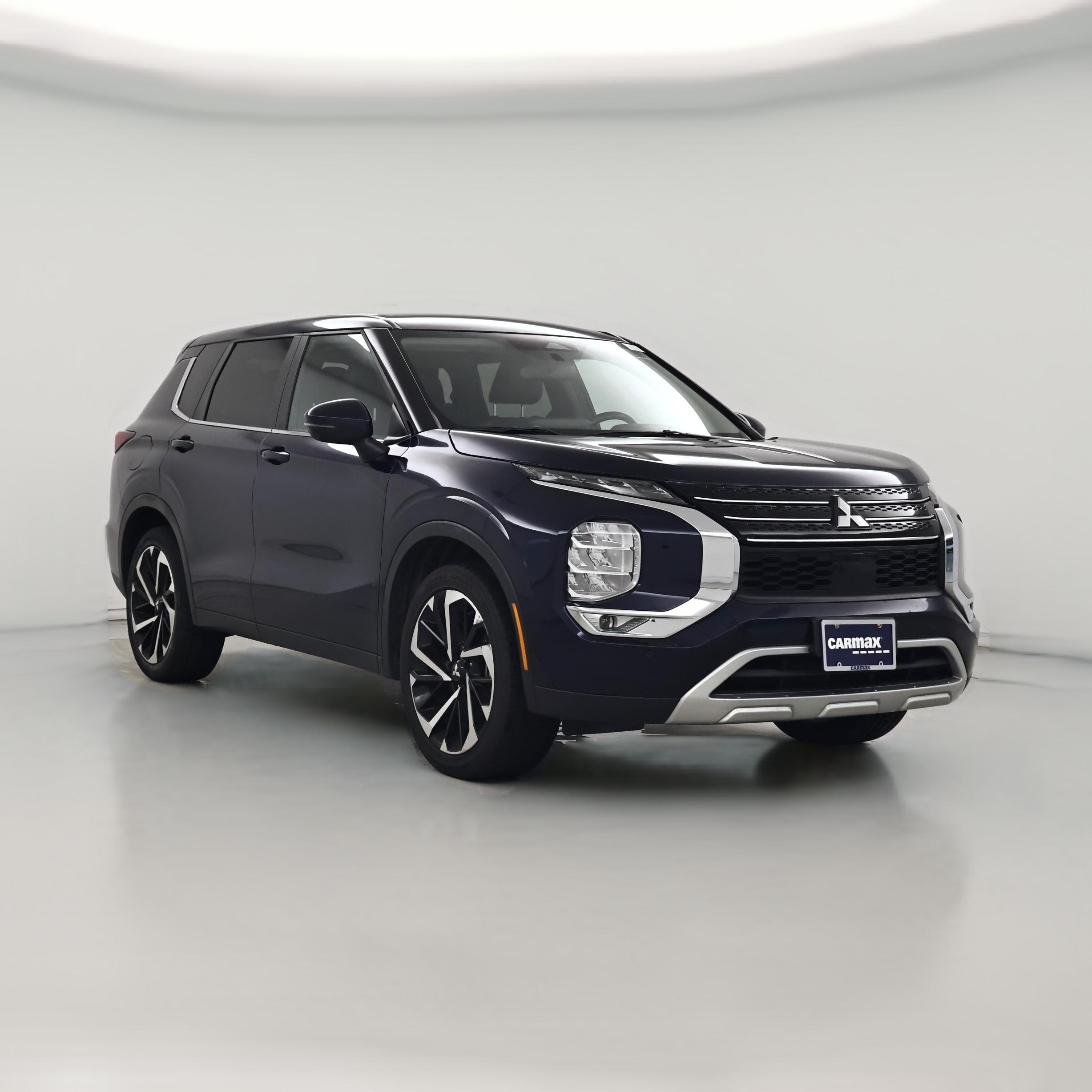 Thumbnail: 2024 Mitsubishi Outlander - 1