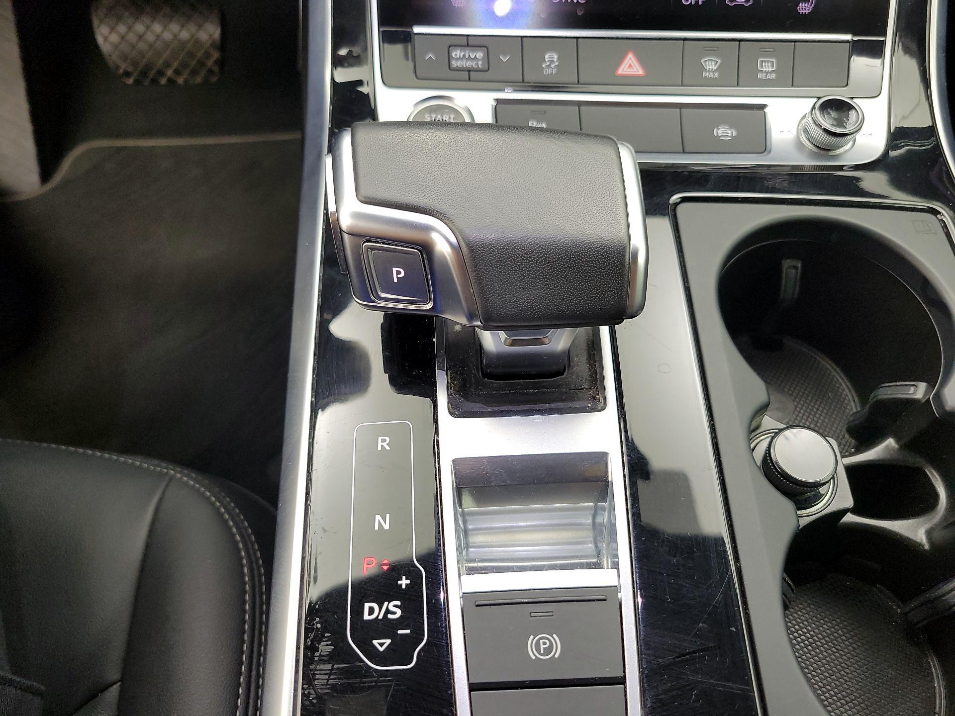 Thumbnail: 2025 Audi Q7 - 18
