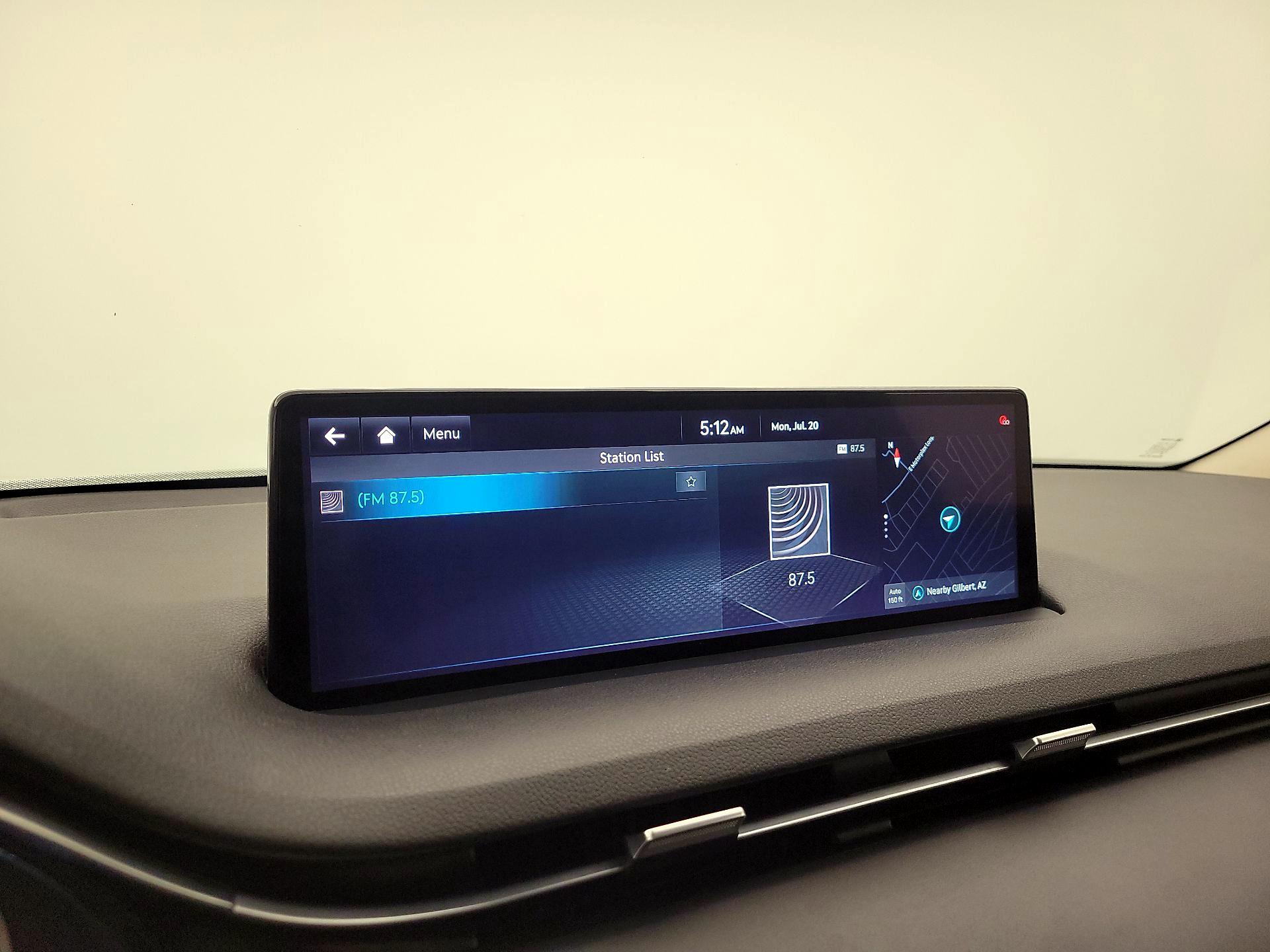 Thumbnail: 2025 Genesis GV70 - 16