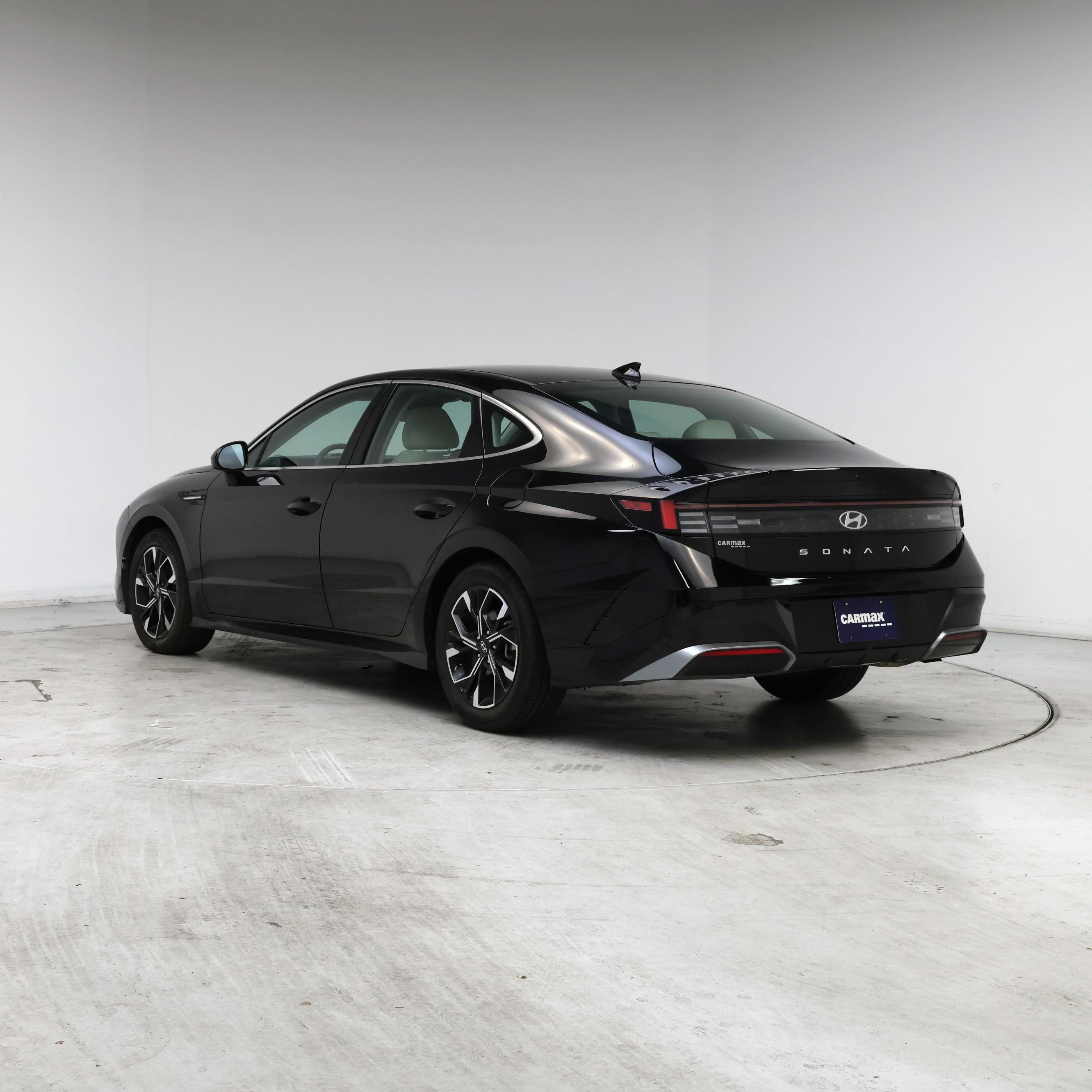 Thumbnail: 2024 Hyundai Sonata - 2