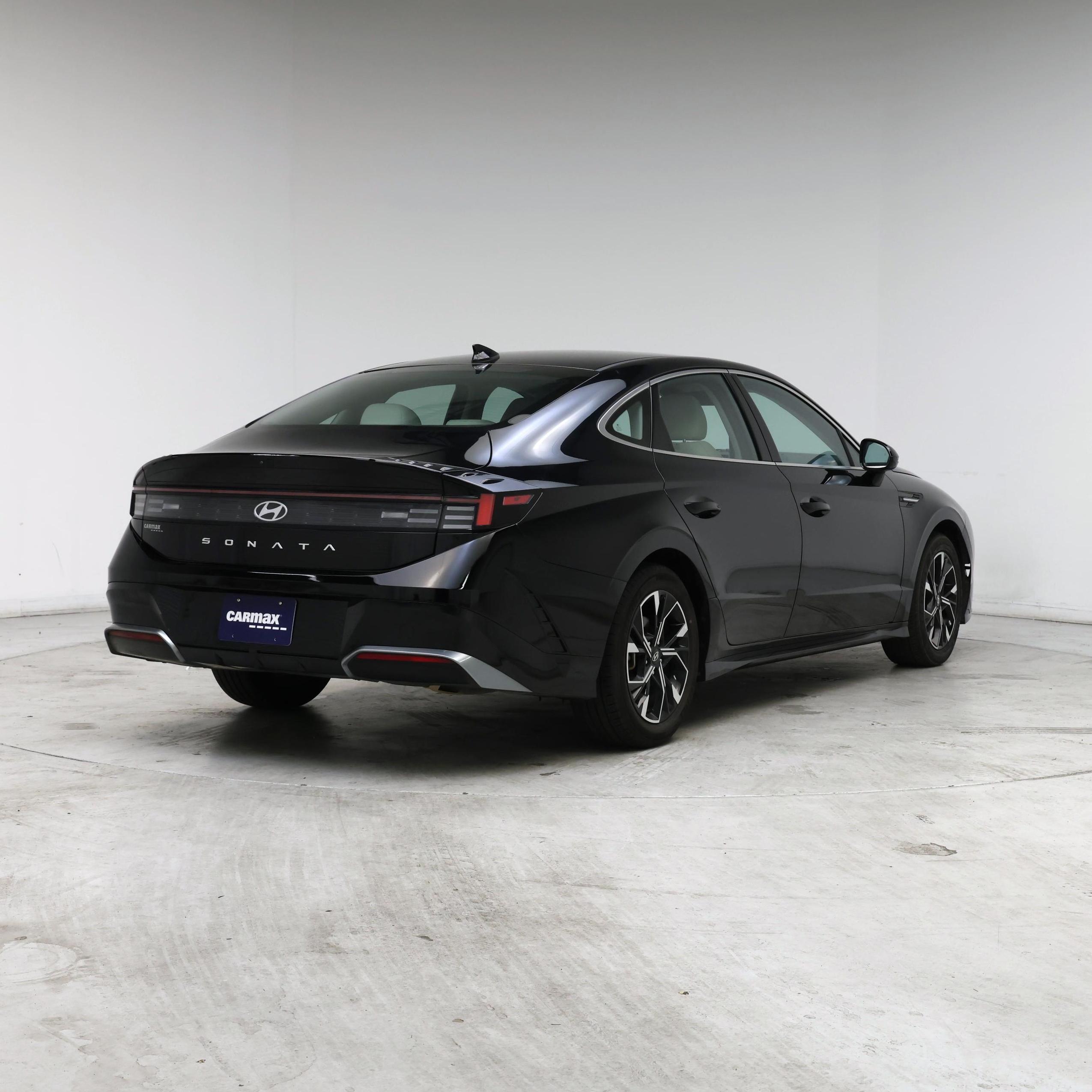 Thumbnail: 2024 Hyundai Sonata - 8