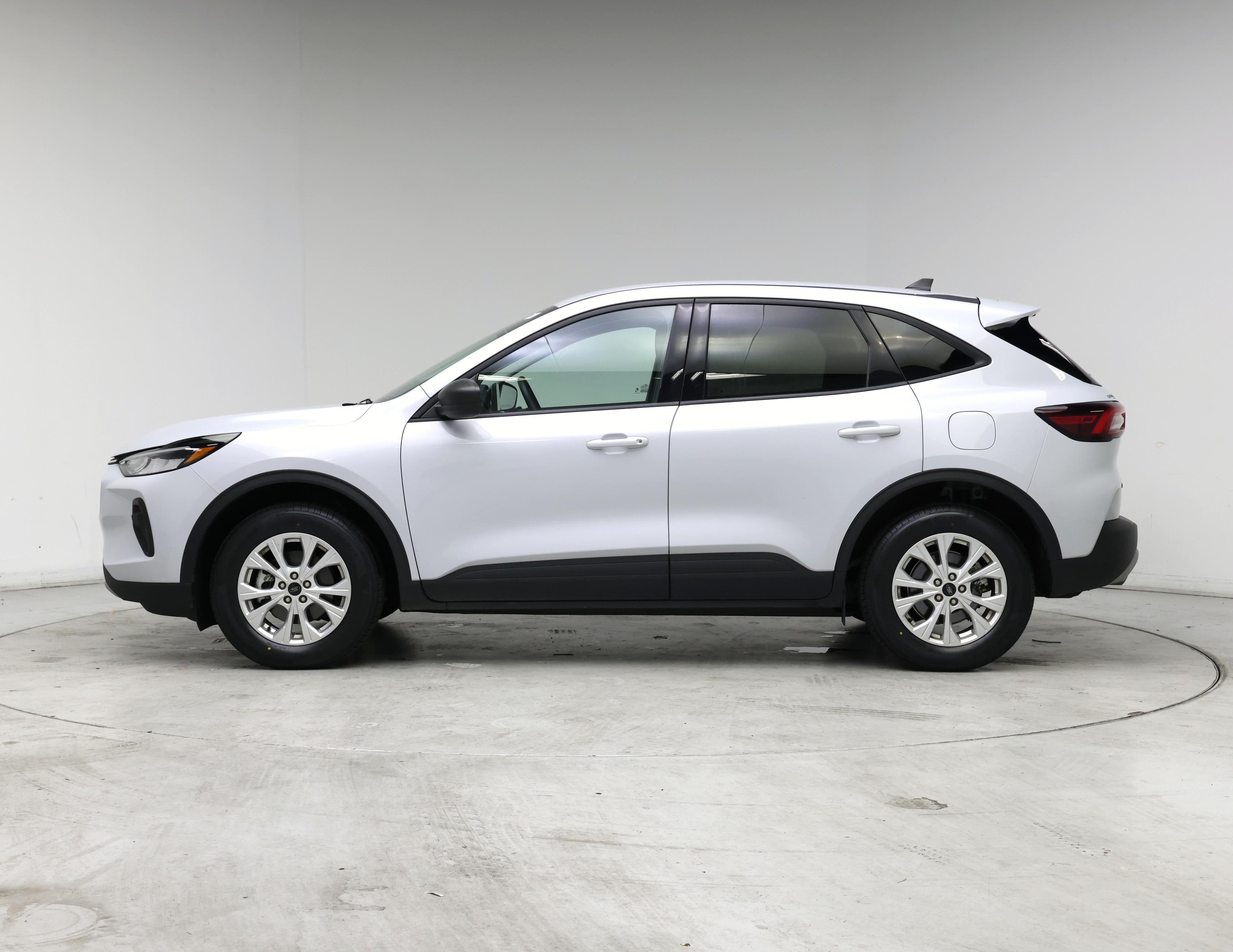 Thumbnail: 2025 Ford Escape - 3