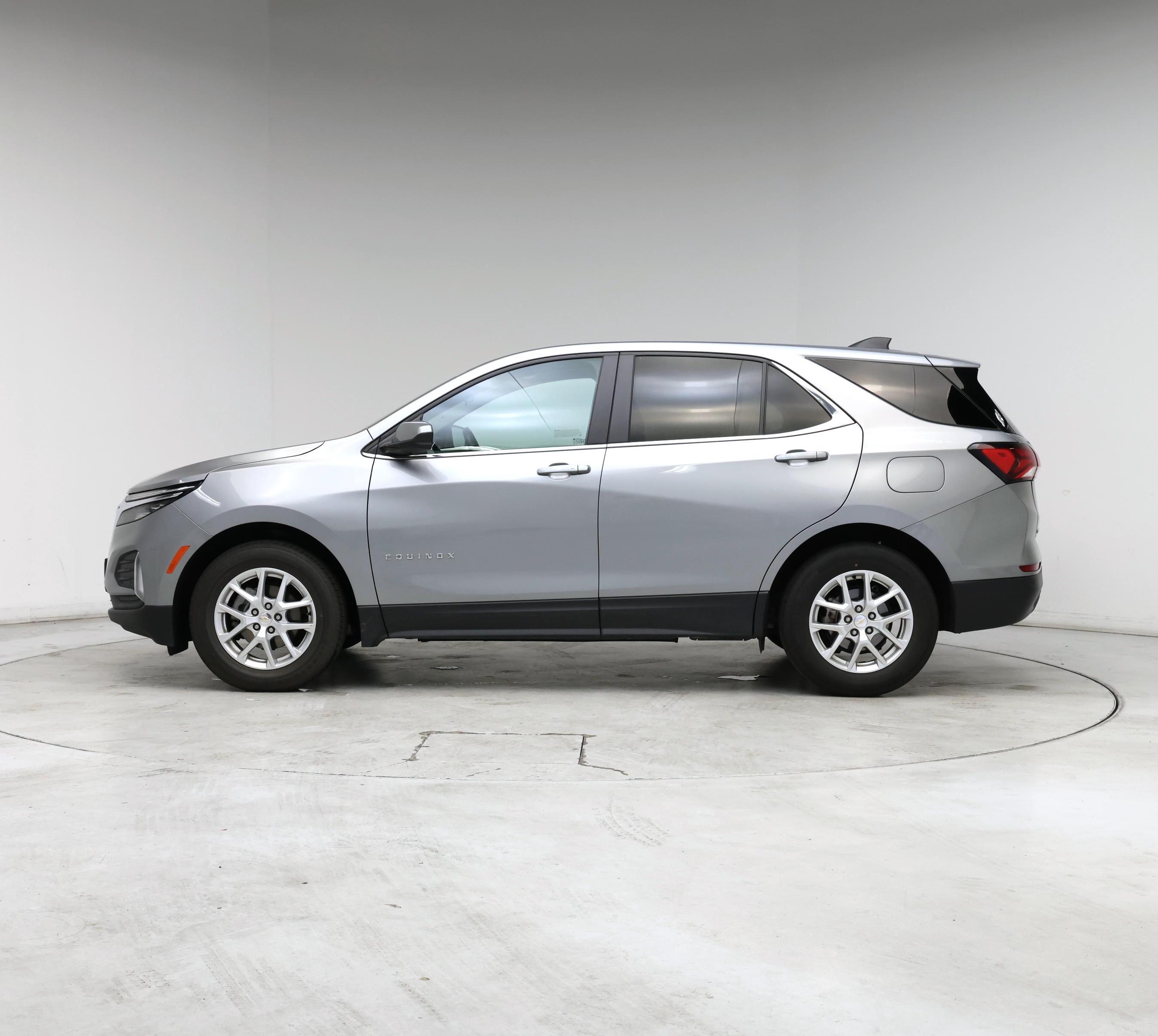 Thumbnail: 2024 Chevrolet Equinox - 3