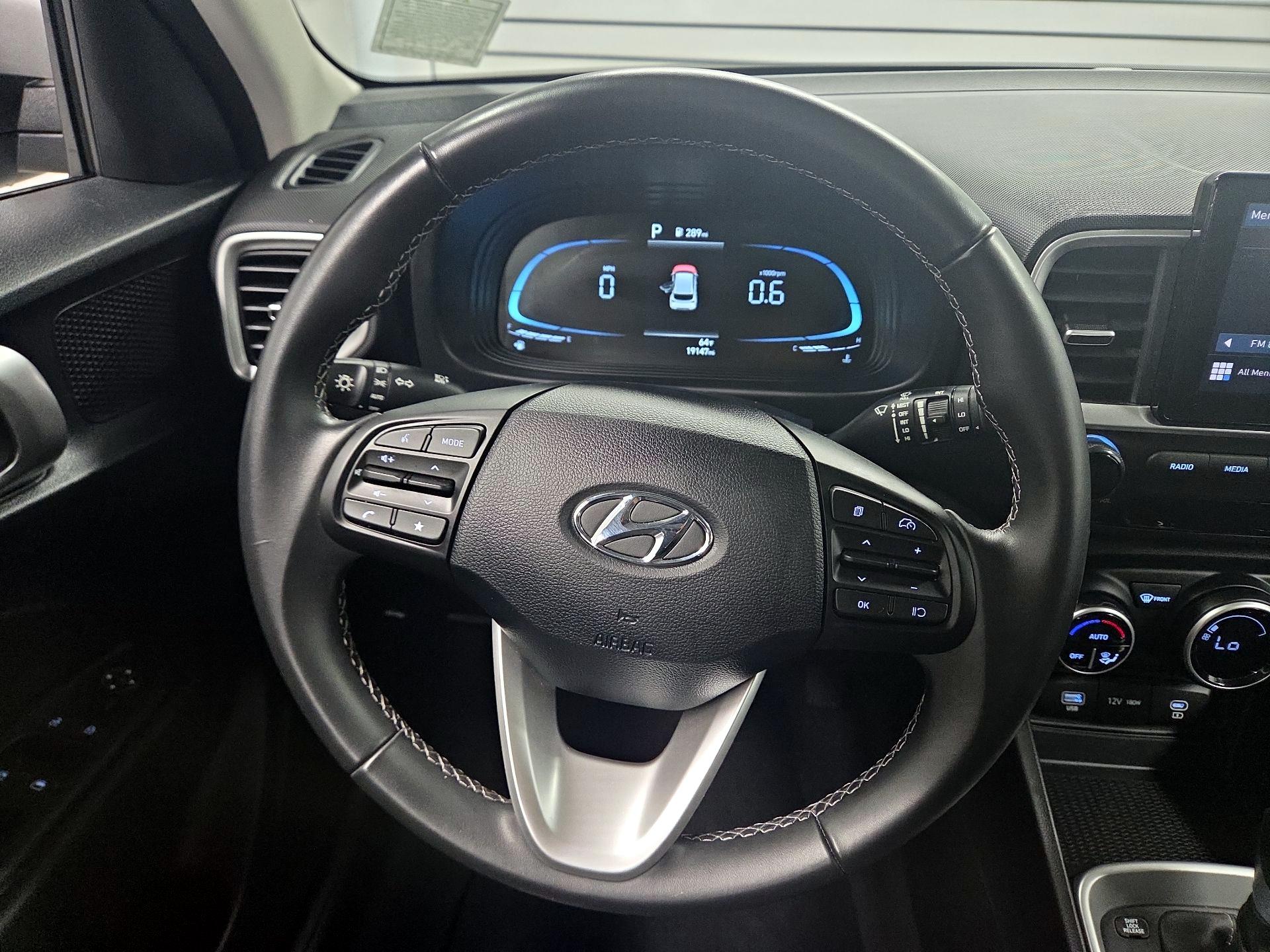 Thumbnail: 2025 Hyundai Venue - 10