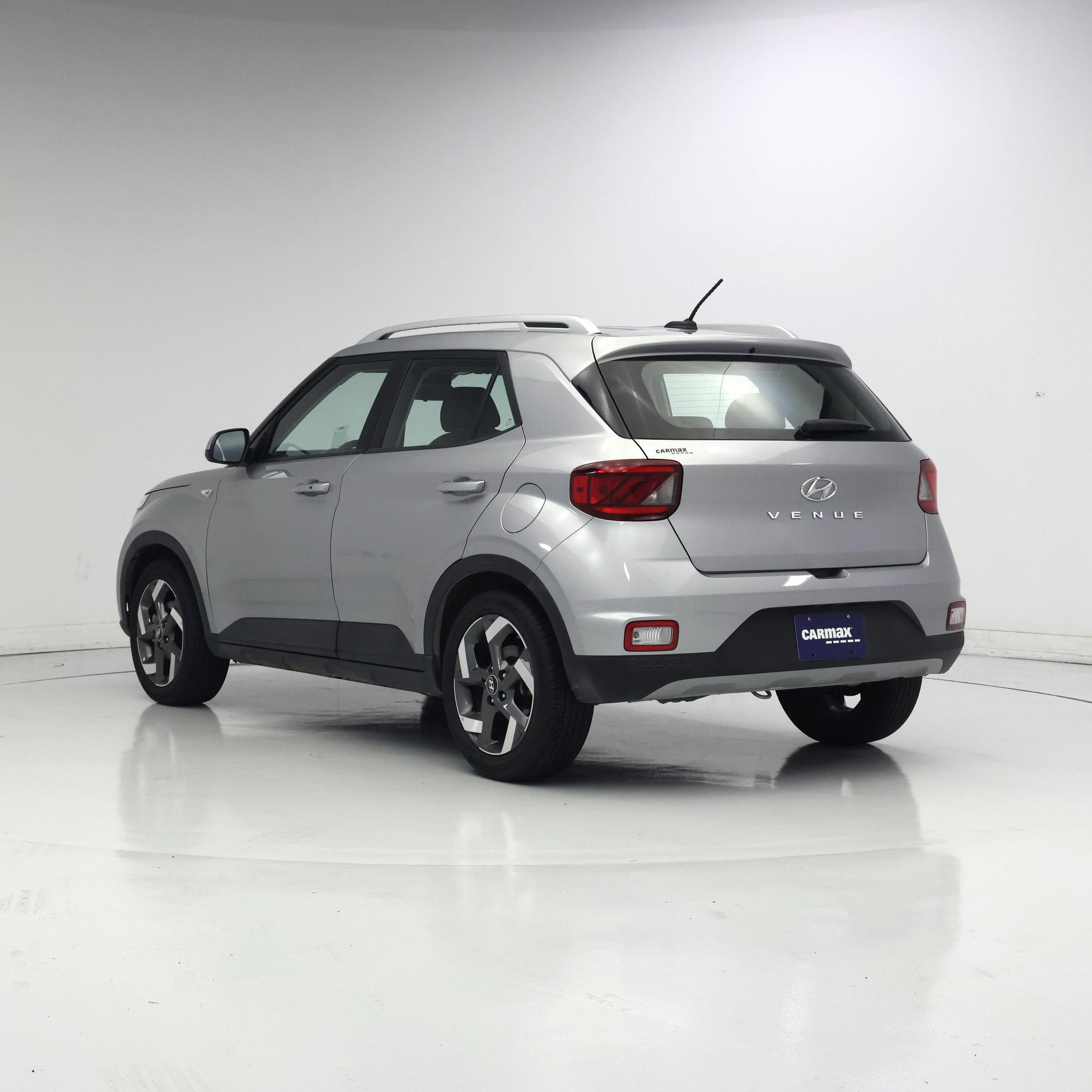 Thumbnail: 2025 Hyundai Venue - 2