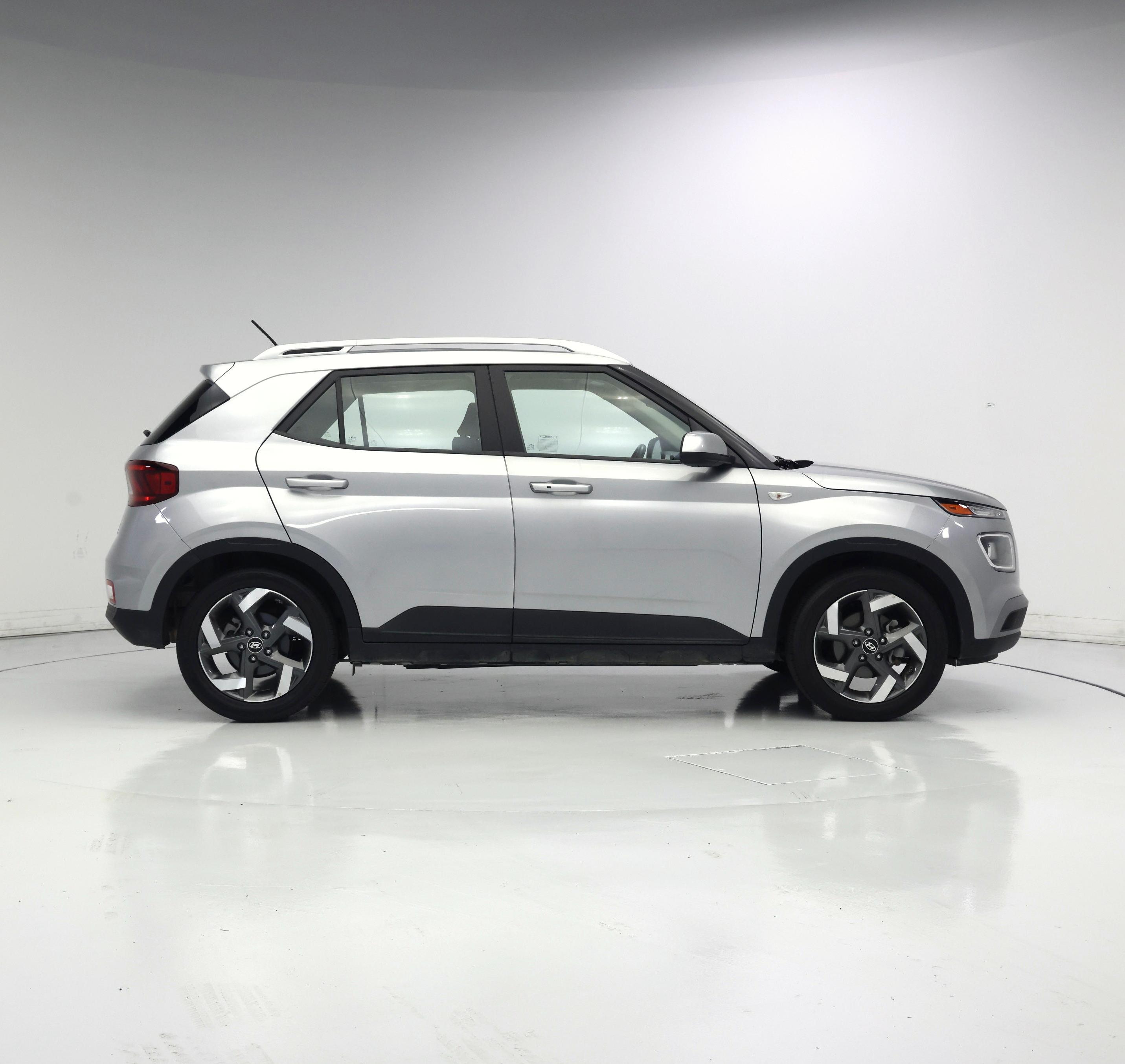 Thumbnail: 2025 Hyundai Venue - 7