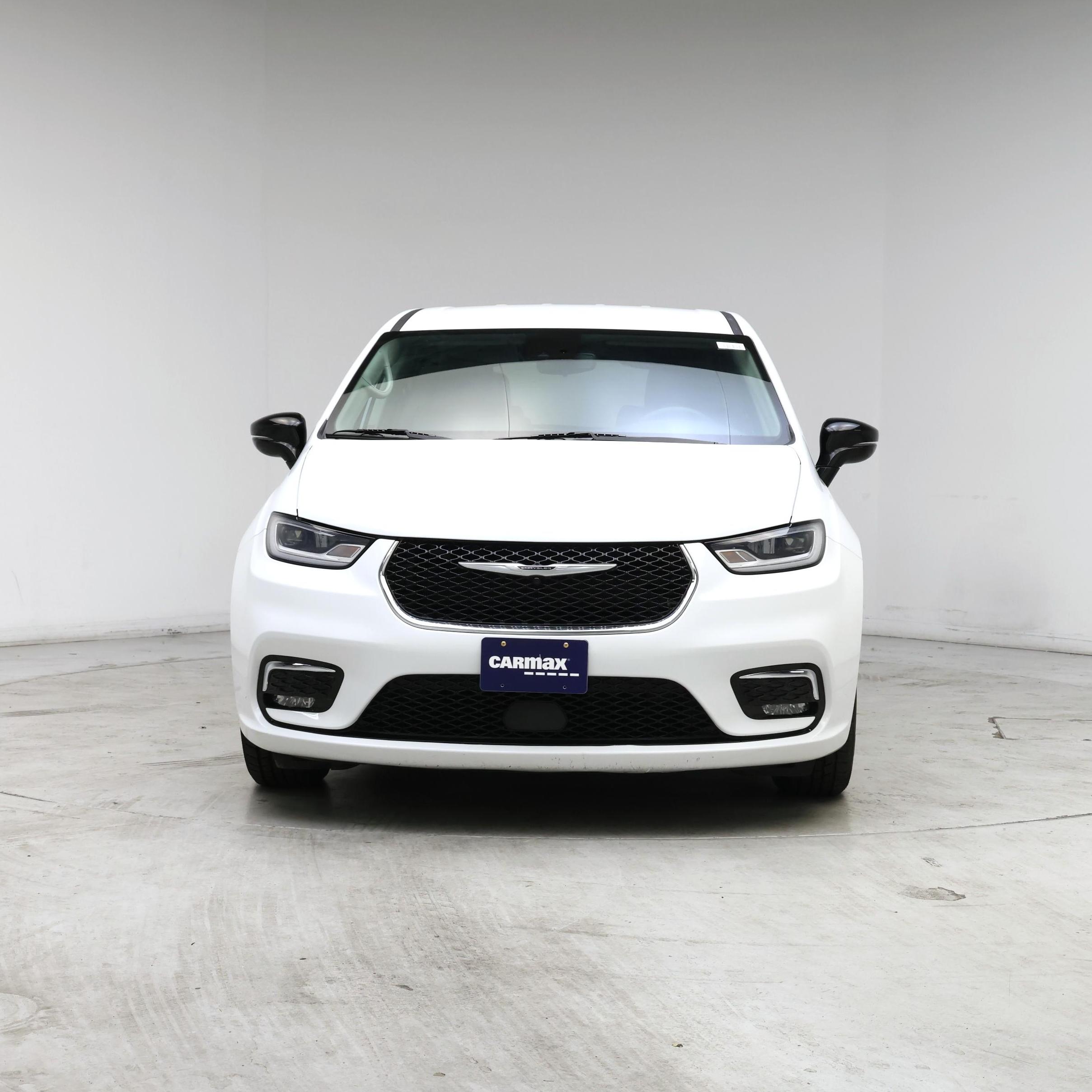 Thumbnail: 2024 Chrysler Pacifica - 5